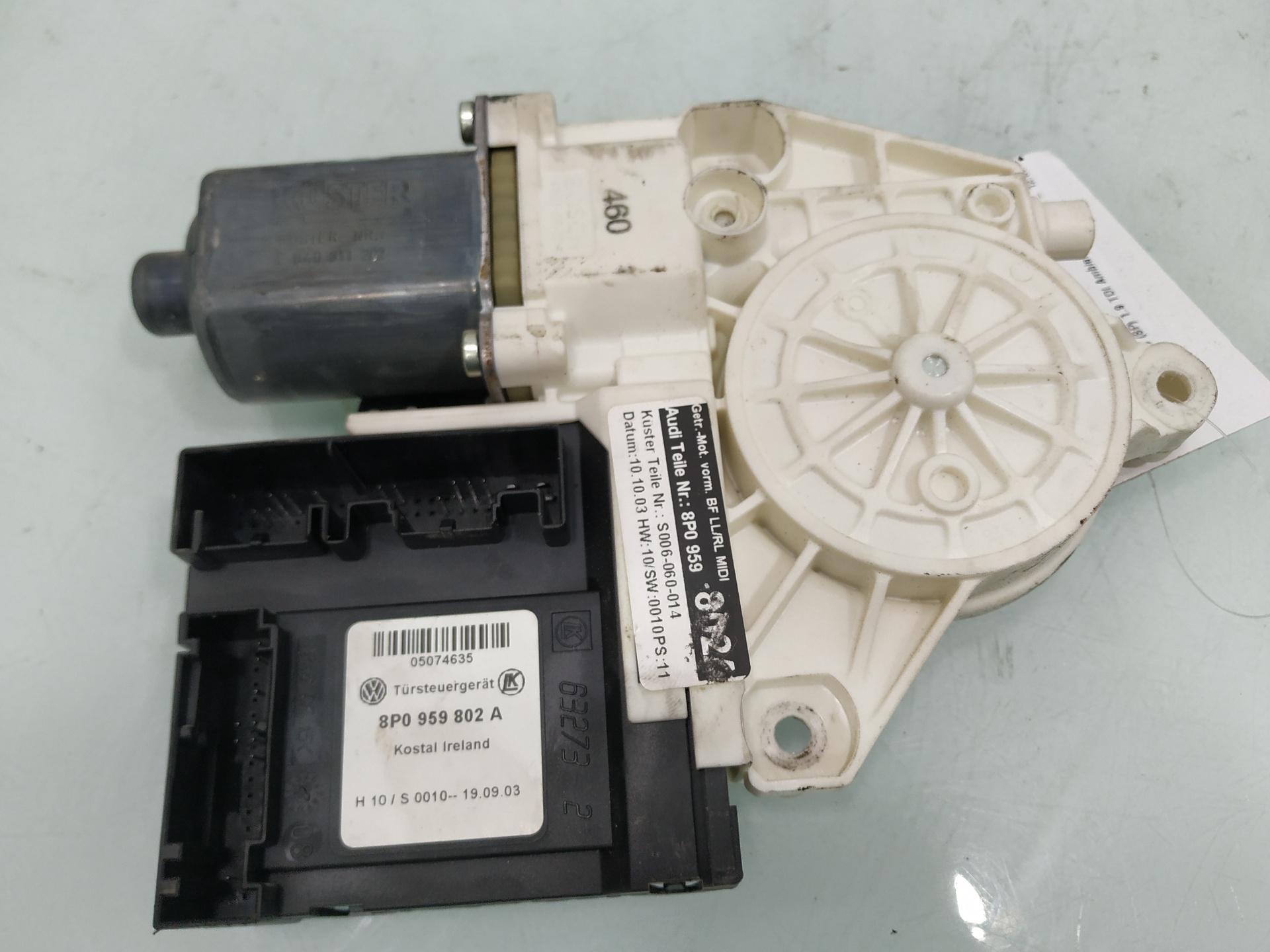 AUDI A2 8Z (1999-2005) Motor de control geam ușă dreapta față 8P0959802A,8P0959802A 22852643