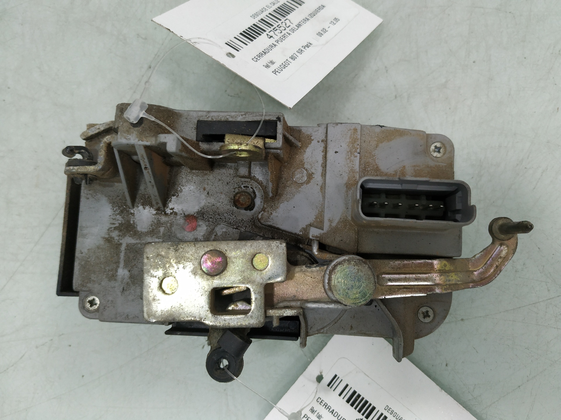 PEUGEOT 807 1 generation (2002-2012) Front Left Door Lock 25929634