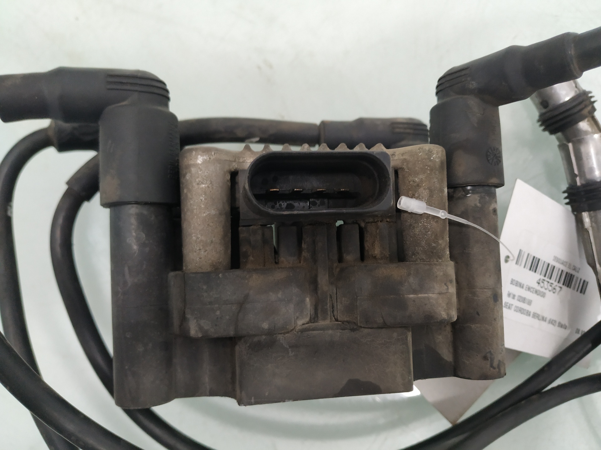 SEAT Ibiza 2 generation (1993-2002) High Voltage Ignition Coil 032905106B 20493326