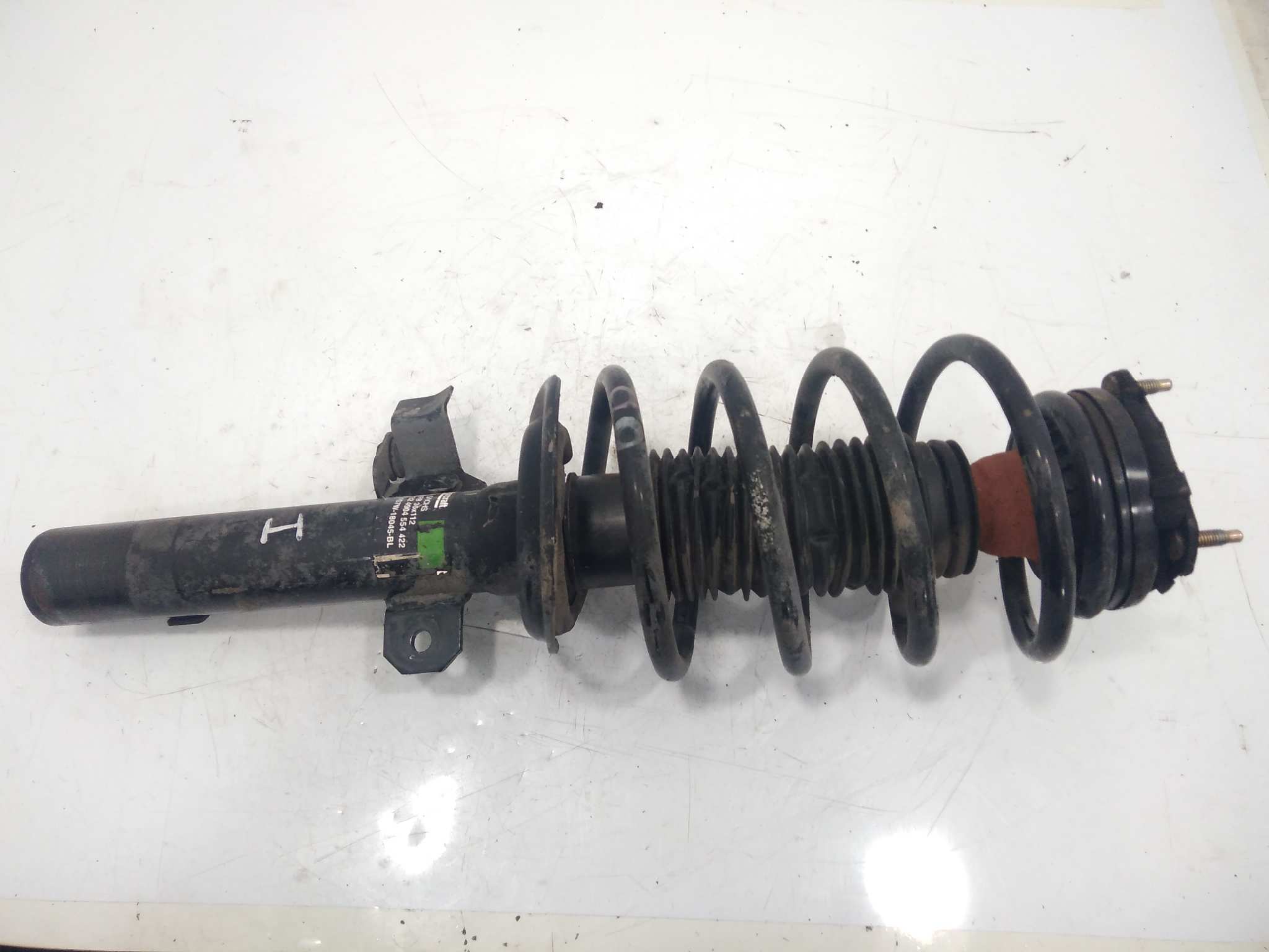 FORD Mondeo 3 generation (2000-2007) Front Left Shock Absorber 5465002221 18826010