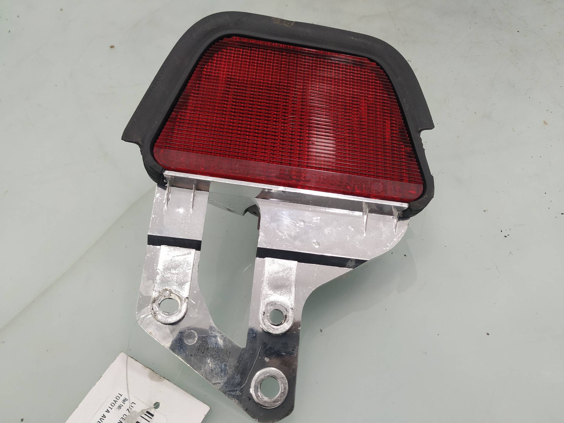 TOYOTA Avensis 2 generation (2002-2009) Rear cover light 19177342