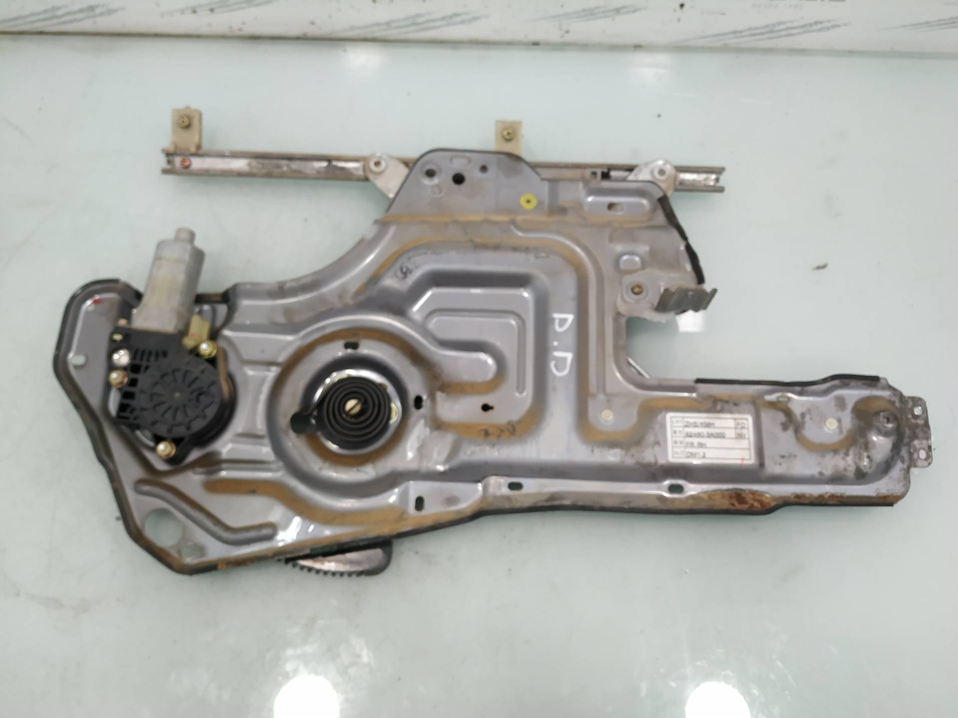 HYUNDAI Trajet 1 generation (2000-2007) Front Right Door Window Regulator 824063A000 18966296