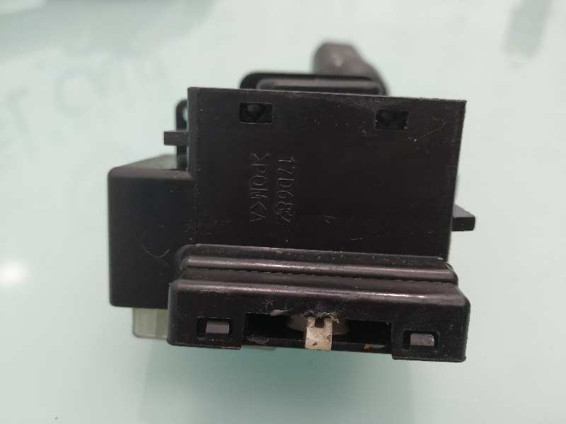 MAZDA 5 1 generation (2005-2010) Headlight Switch Control Unit 17D682 18860304