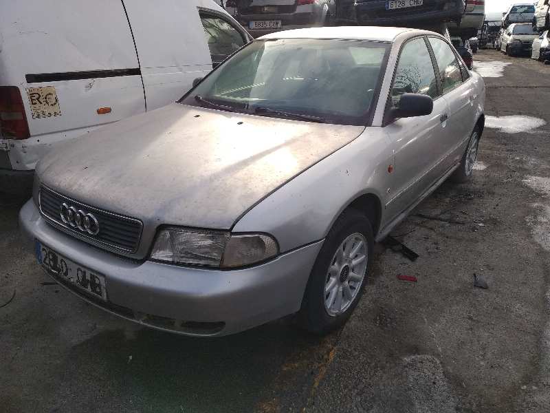 AUDI A4 B5/8D (1994-2001) Indítómotor 0001107017 18828944