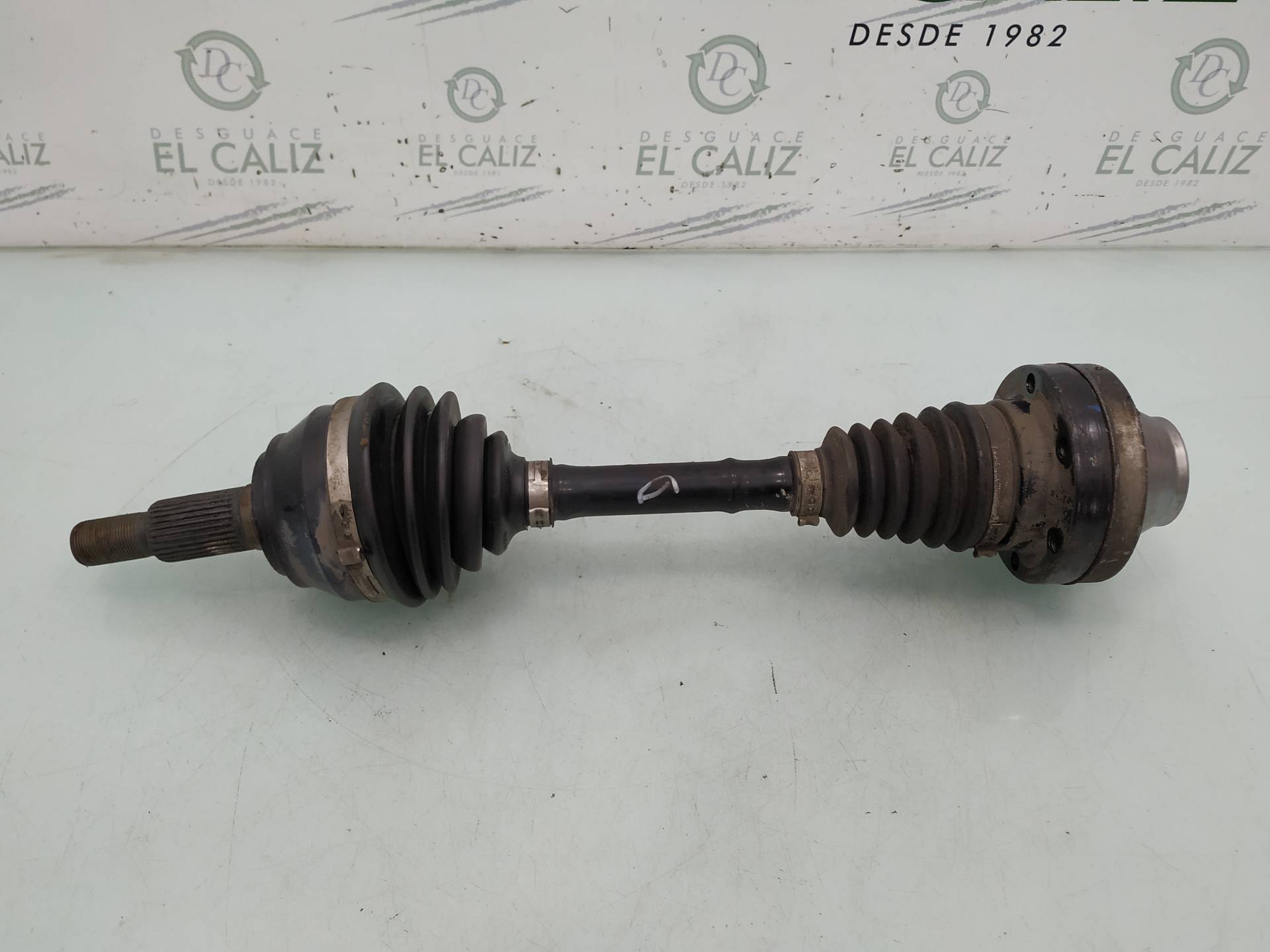 PORSCHE Cayenne 955 (2002-2010) Front Right Driveshaft 7L0407271C 18960962