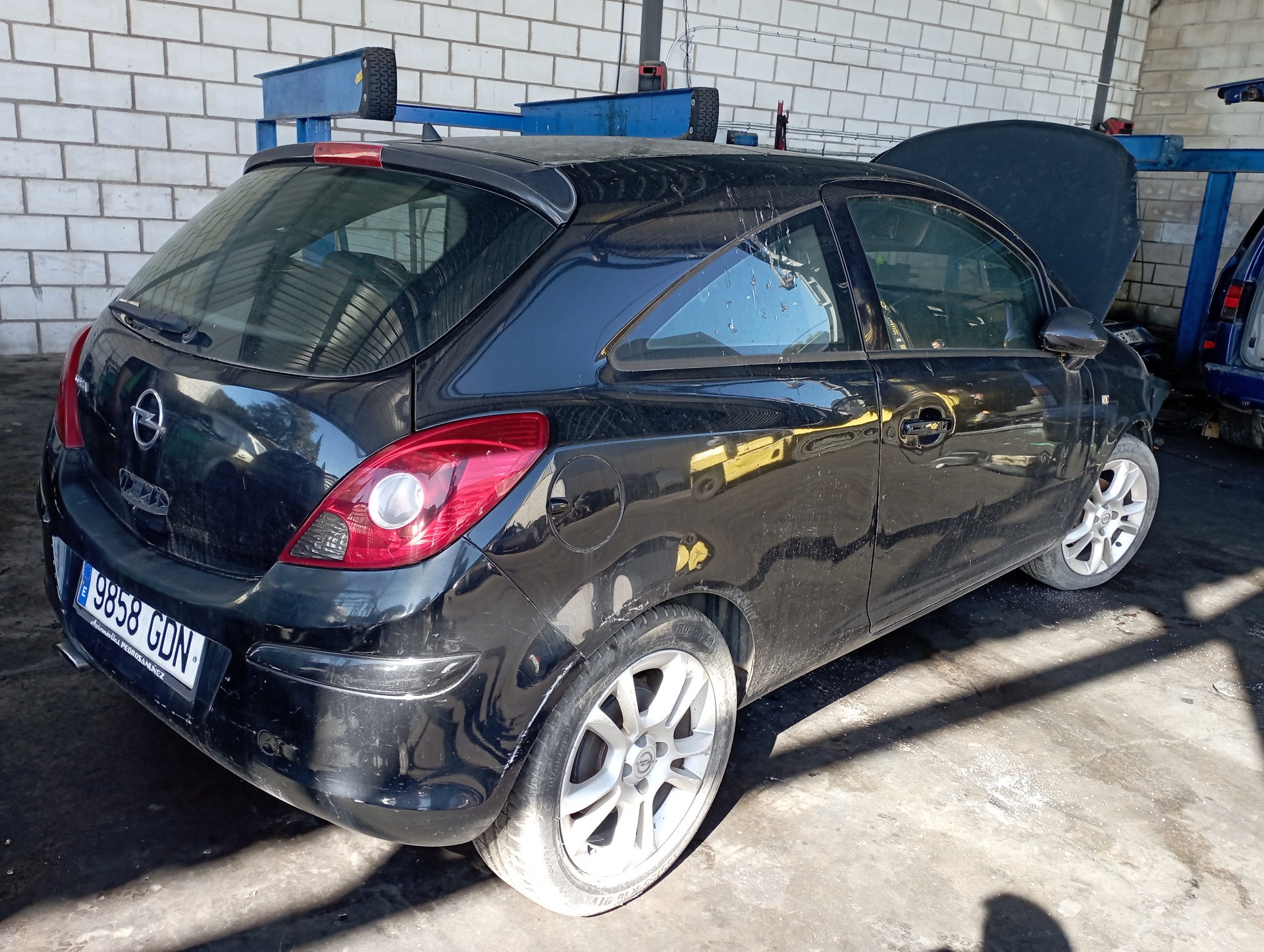 OPEL Corsa D (2006-2020) Блок предохранителей 13279900 25929704