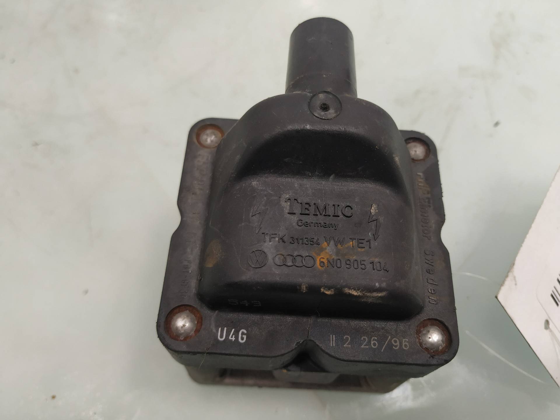 SEAT Ibiza 2 generation (1993-2002) High Voltage Ignition Coil 6N0905104 19181068