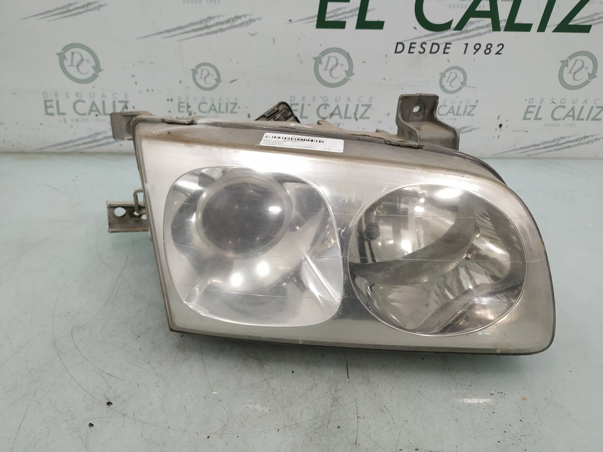 HYUNDAI Trajet 1 generation (2000-2007) Фара передняя правая 921043A020 18967912