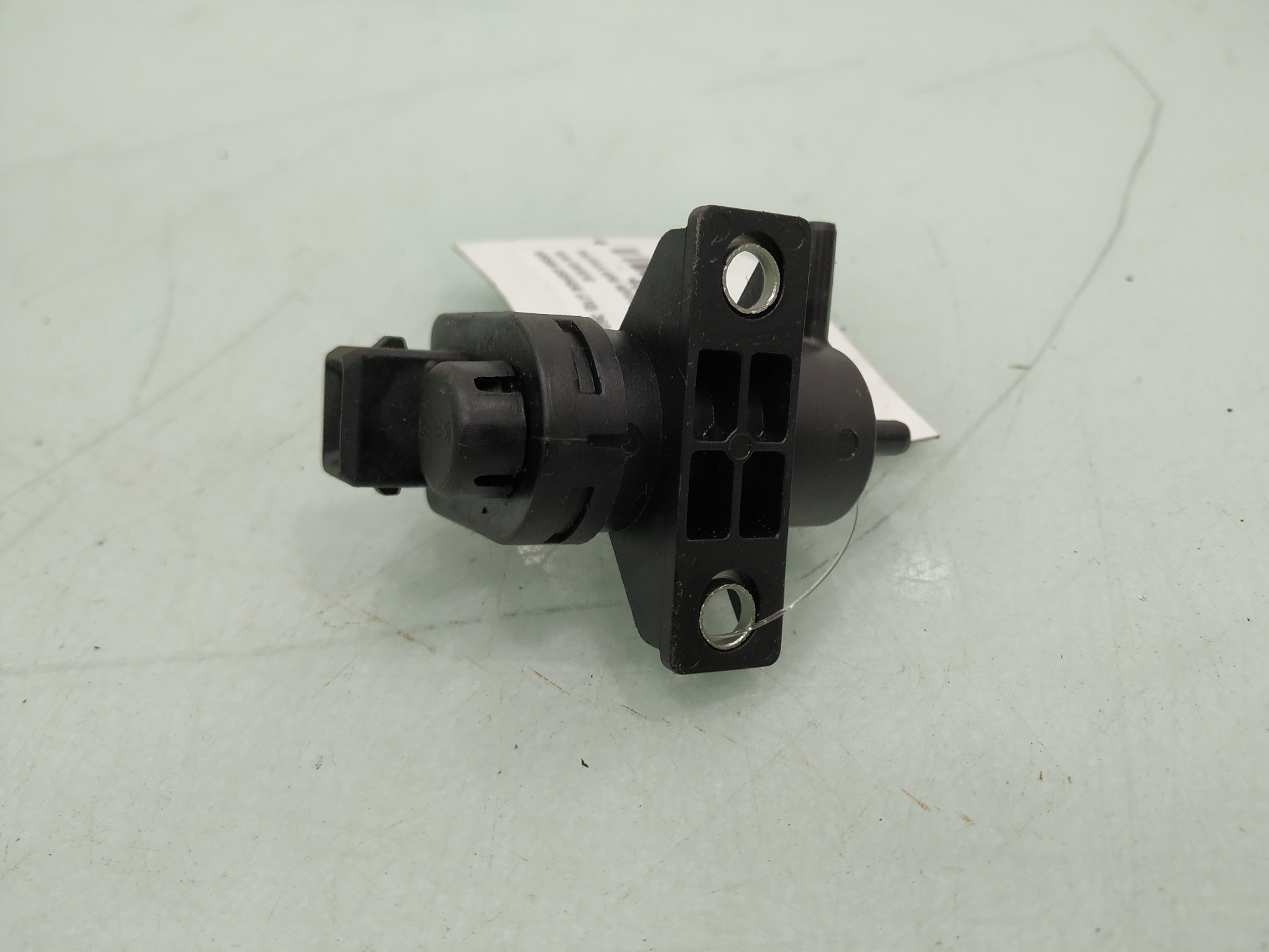 NISSAN Qashqai 1 generation (2007-2014) Solenoid Valve 8200762162 24920316