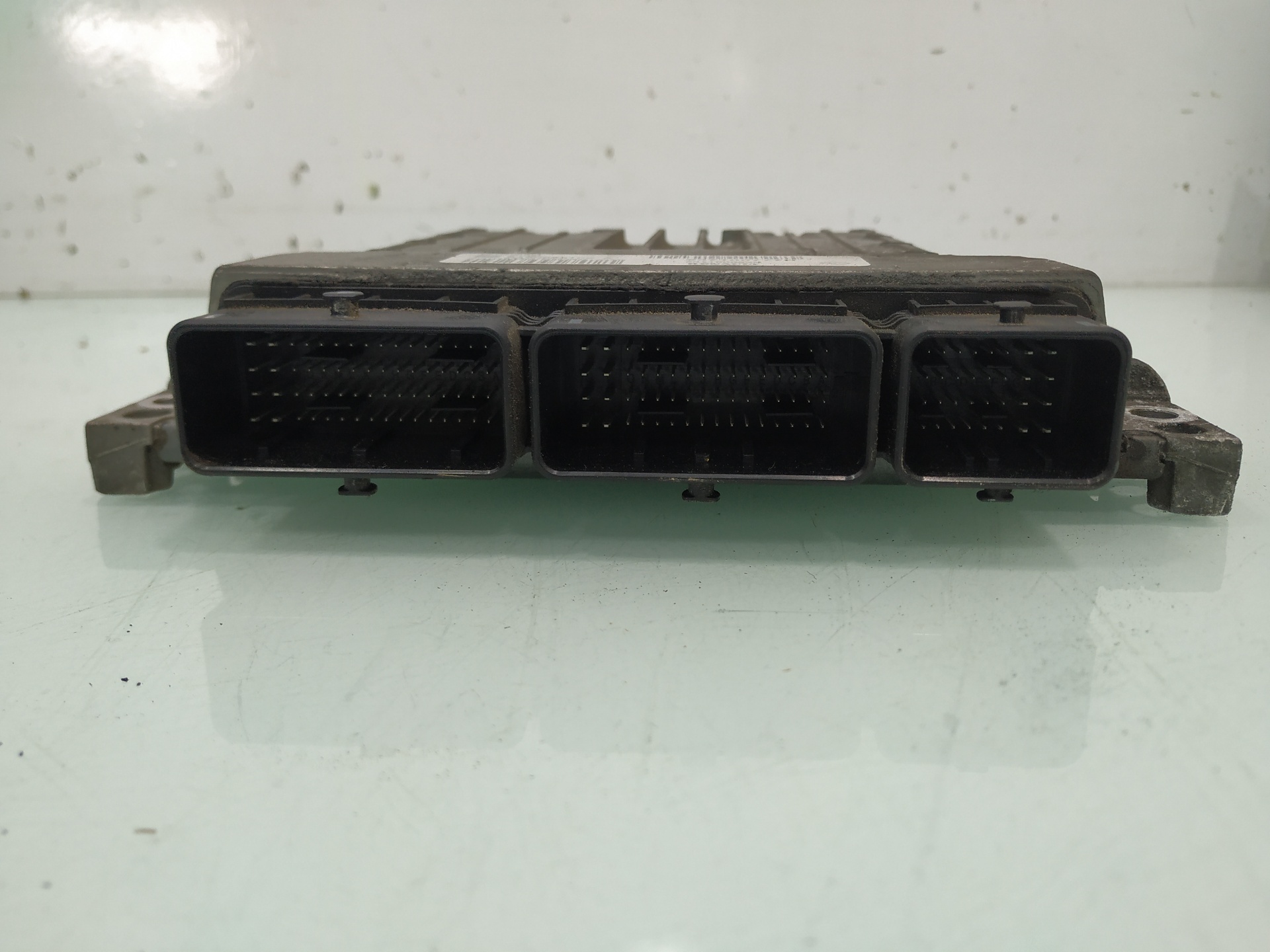 VAUXHALL Engine Control Unit ECU 237100777R 25411601