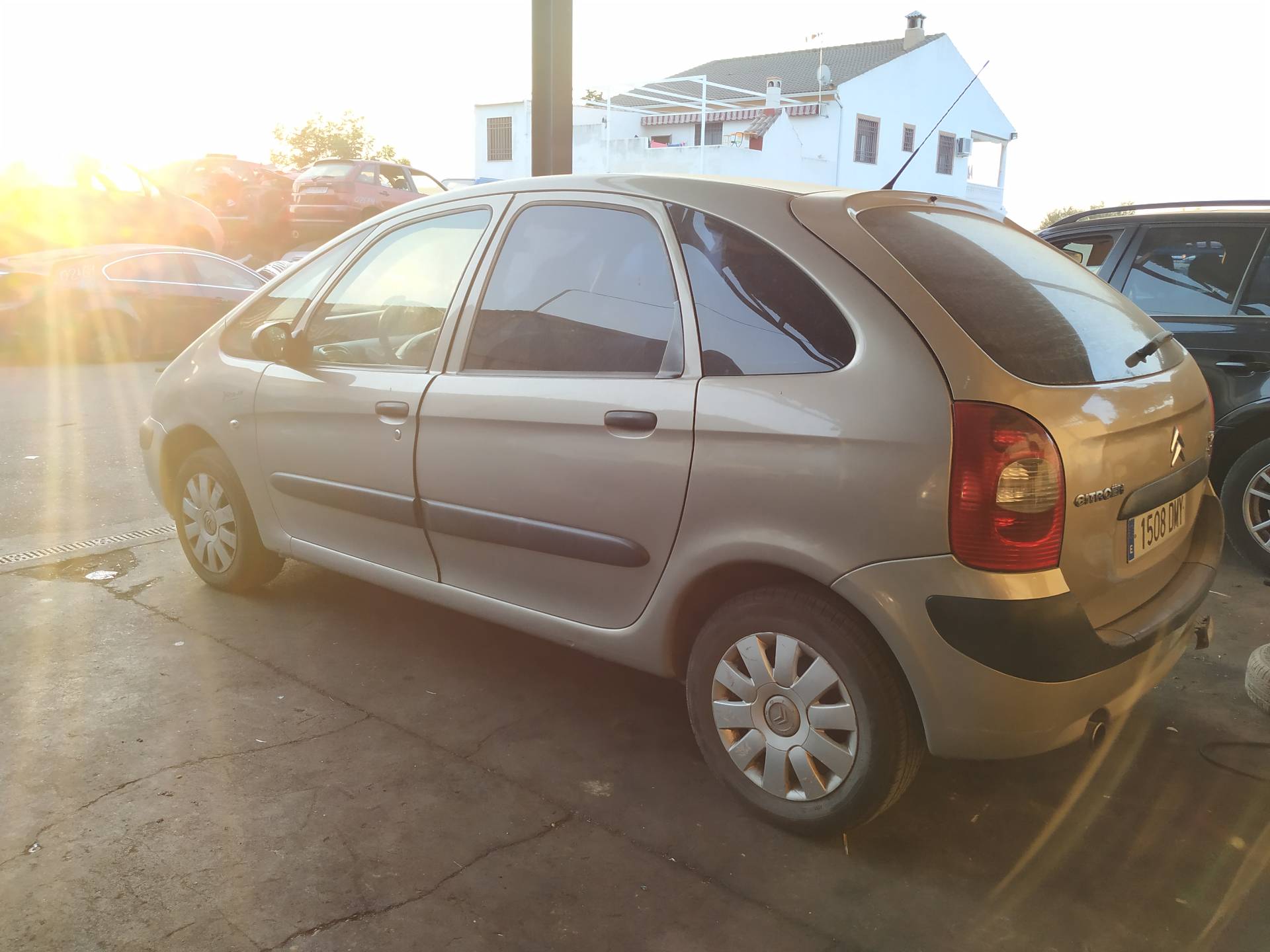 CITROËN Xsara Picasso 1 generation (1999-2010) Левая противотуманка переднего бампера 6204AA 19188445