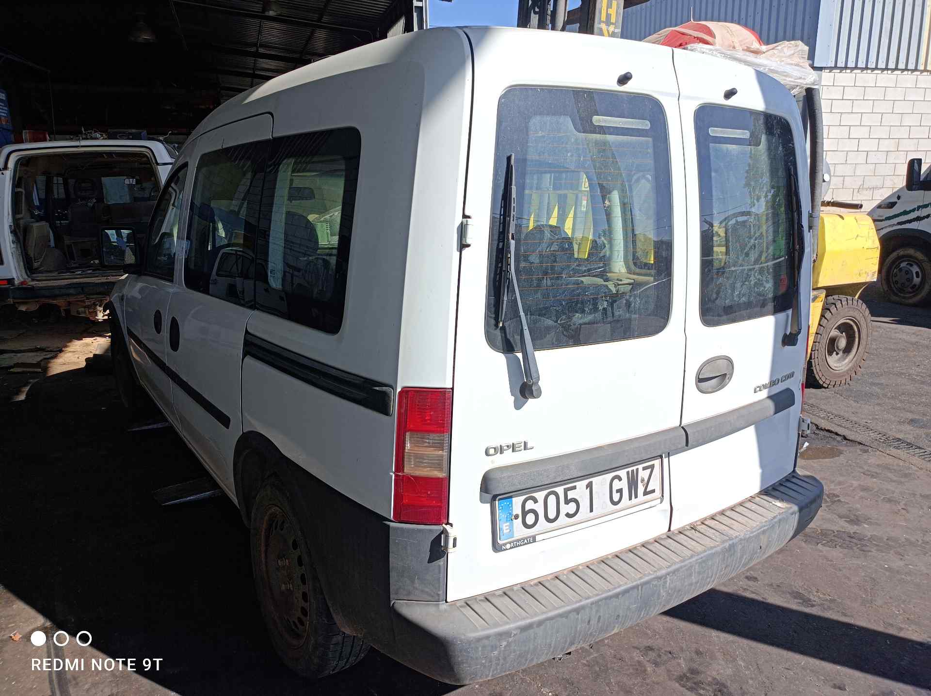 OPEL Combo C (2001-2011) Priekinių kairių durų stiklo pakelėjas 13173068 19058115