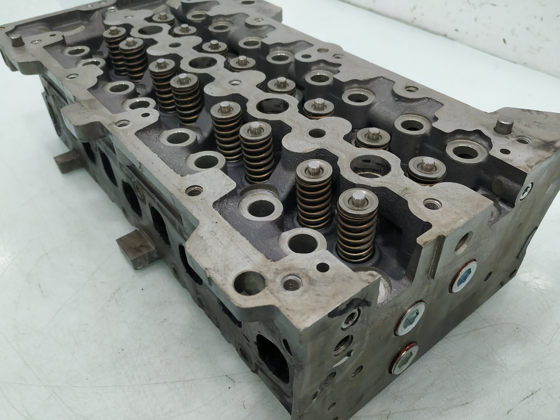 OPEL Corsa D (2006-2020) Engine Cylinder Head 55188595 25929700