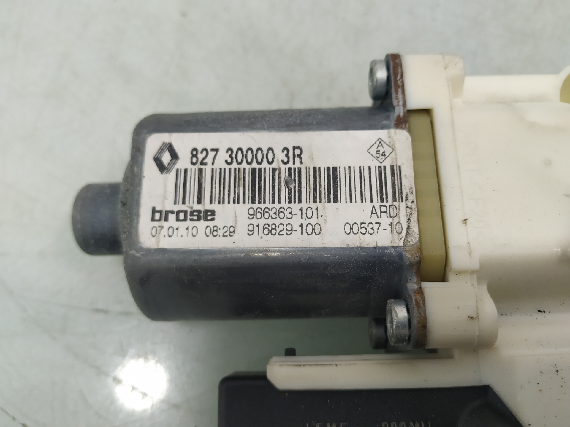 VAUXHALL Megane 3 generation (2008-2020) Motor de control geam ușă  dreapta spate 827300003R 25213106