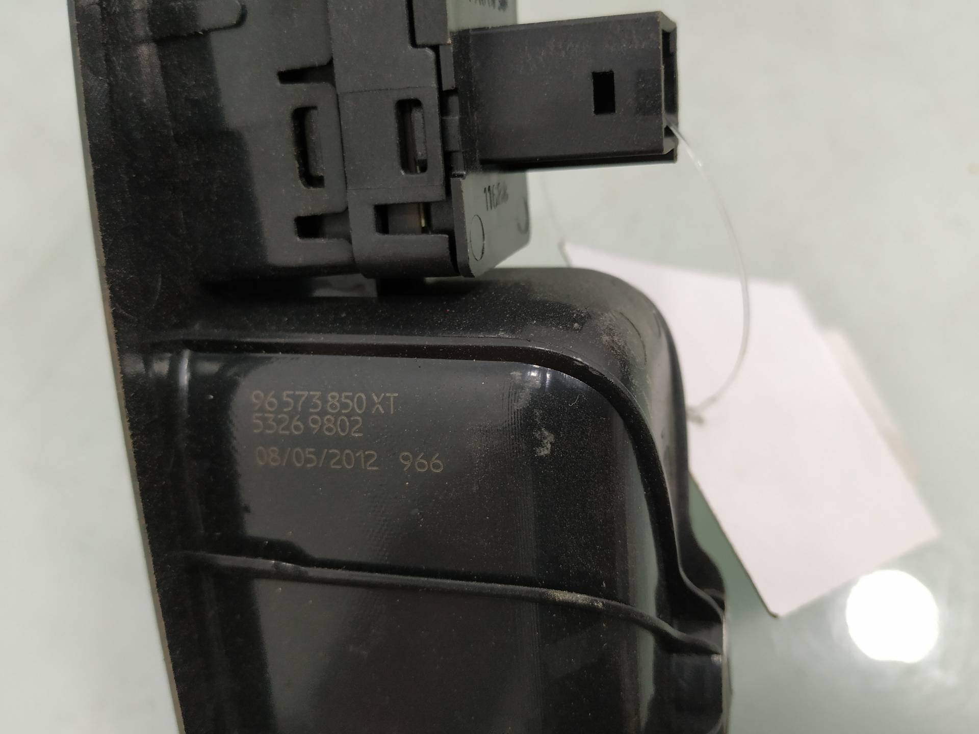 PEUGEOT 308 T7 (2007-2015) Кнопка стеклоподъемника задней правой двери 96573850XT 19176437