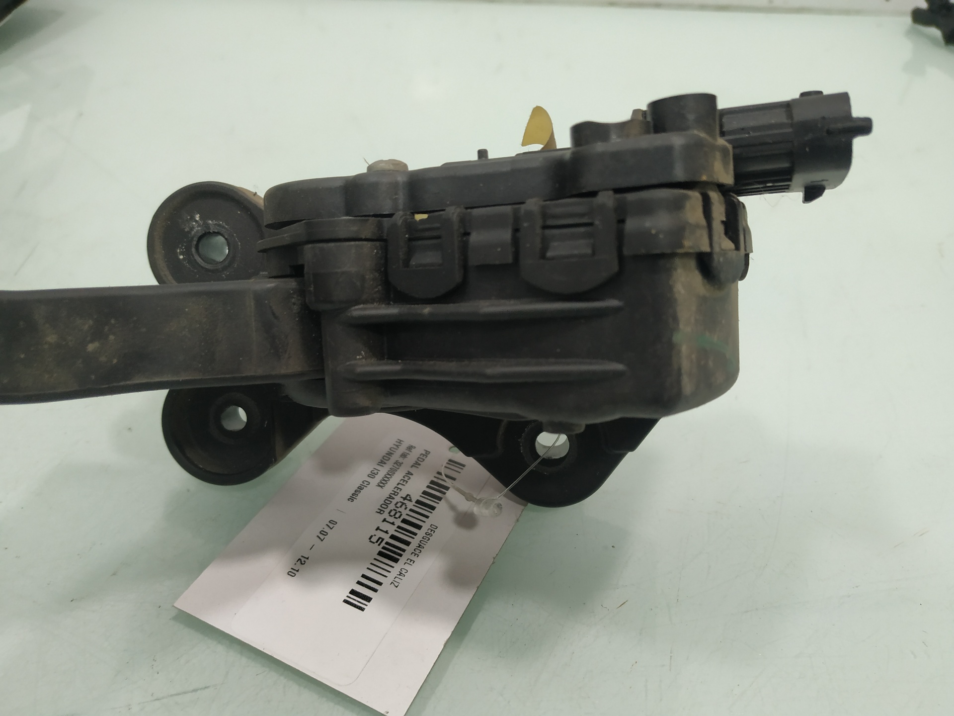 HYUNDAI i30 FD (1 generation) (2007-2012) Pedala de accelerație 32700XXXXX 24916047