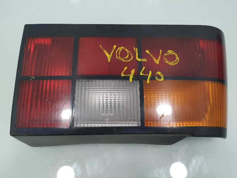 VOLVO 440 1 generation (1988-1996) Ľavé zadné koncové svetlo 24871016