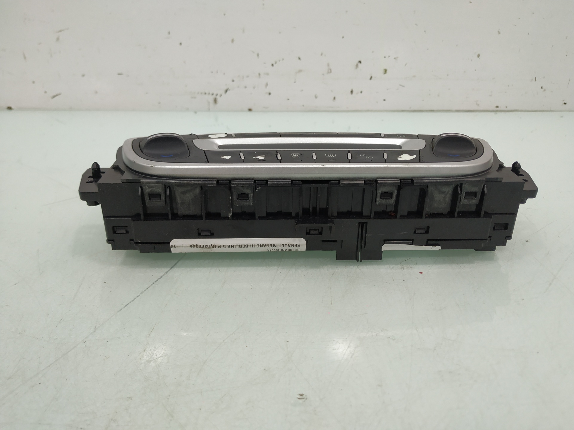 VAUXHALL Unitate de control al climei 275100007R 25411615