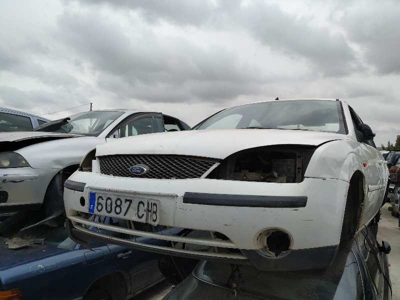 FORD Mondeo 3 generation (2000-2007) Противотуманка бампера передняя правая 1S7115K201AC 19125102