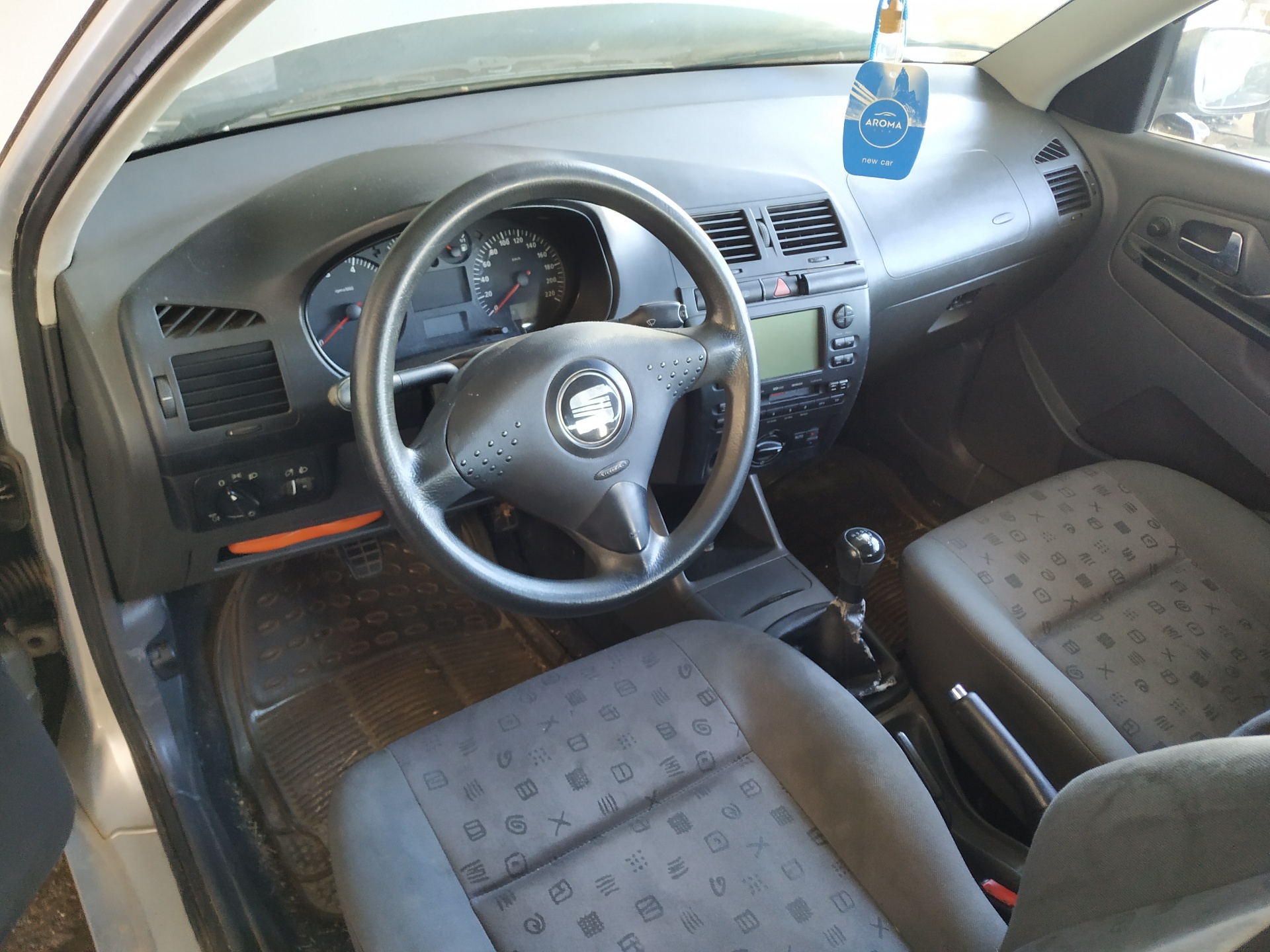 SEAT Cordoba 1 generation (1993-2003) Priekinių kairių durų langų pakėlimo mygtukai 6H0959855A 22853049