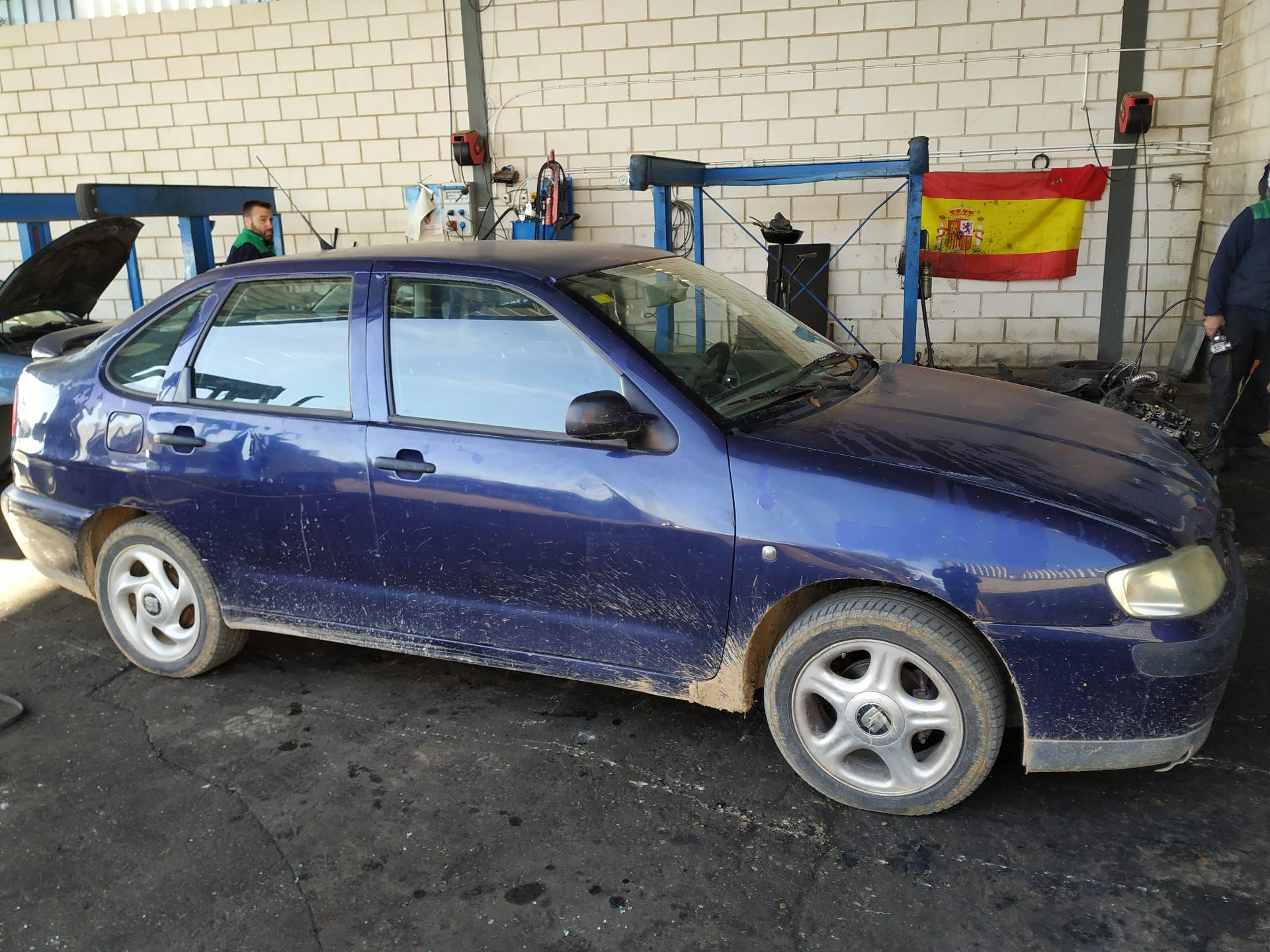 SEAT Ibiza 2 generation (1993-2002) Moottori AUA 19085111