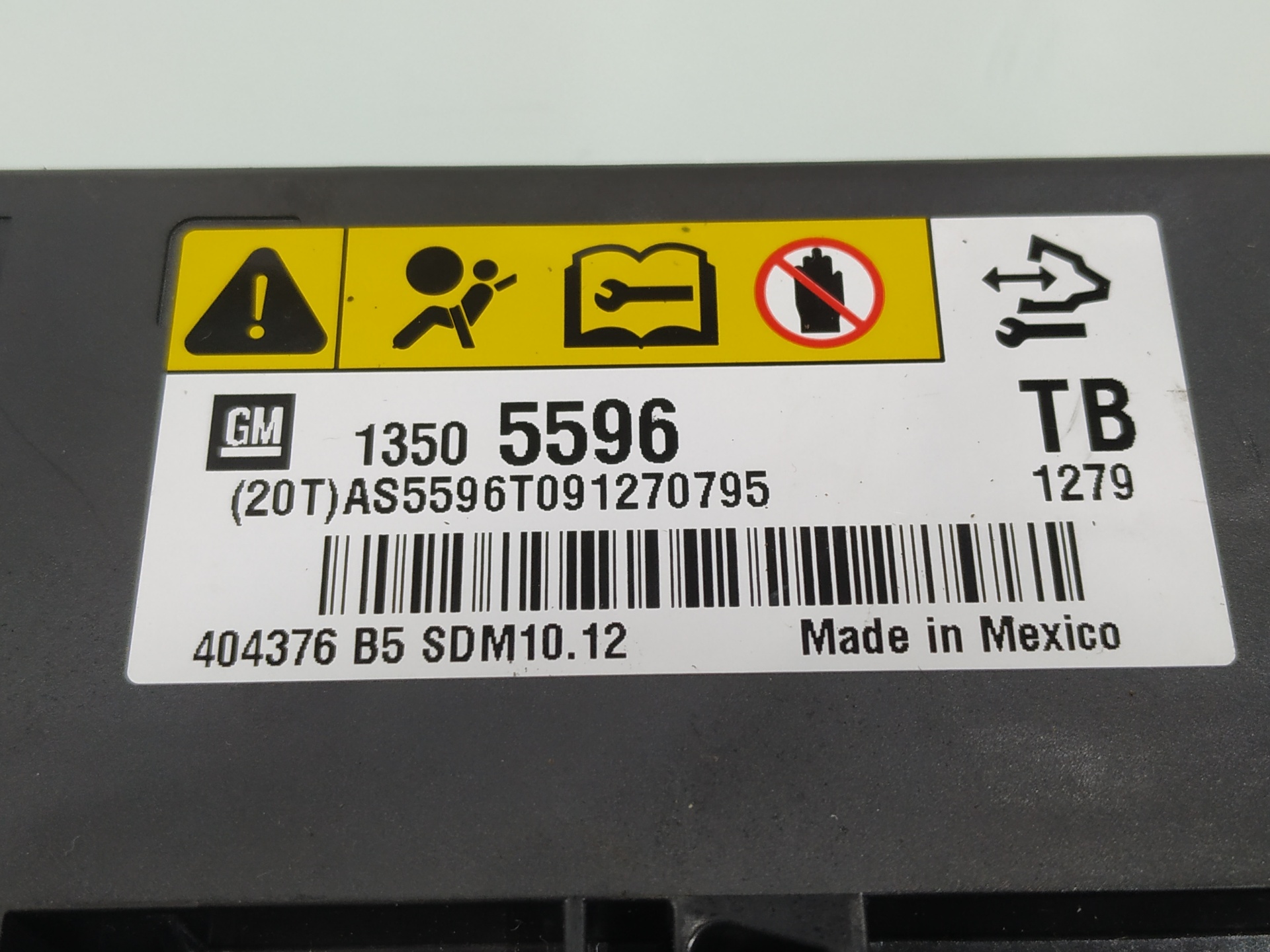 Centralita airbag A20DTH 13505596 de Opel Insignia a sports tourer (g09) 2008-2012 - pieza usada