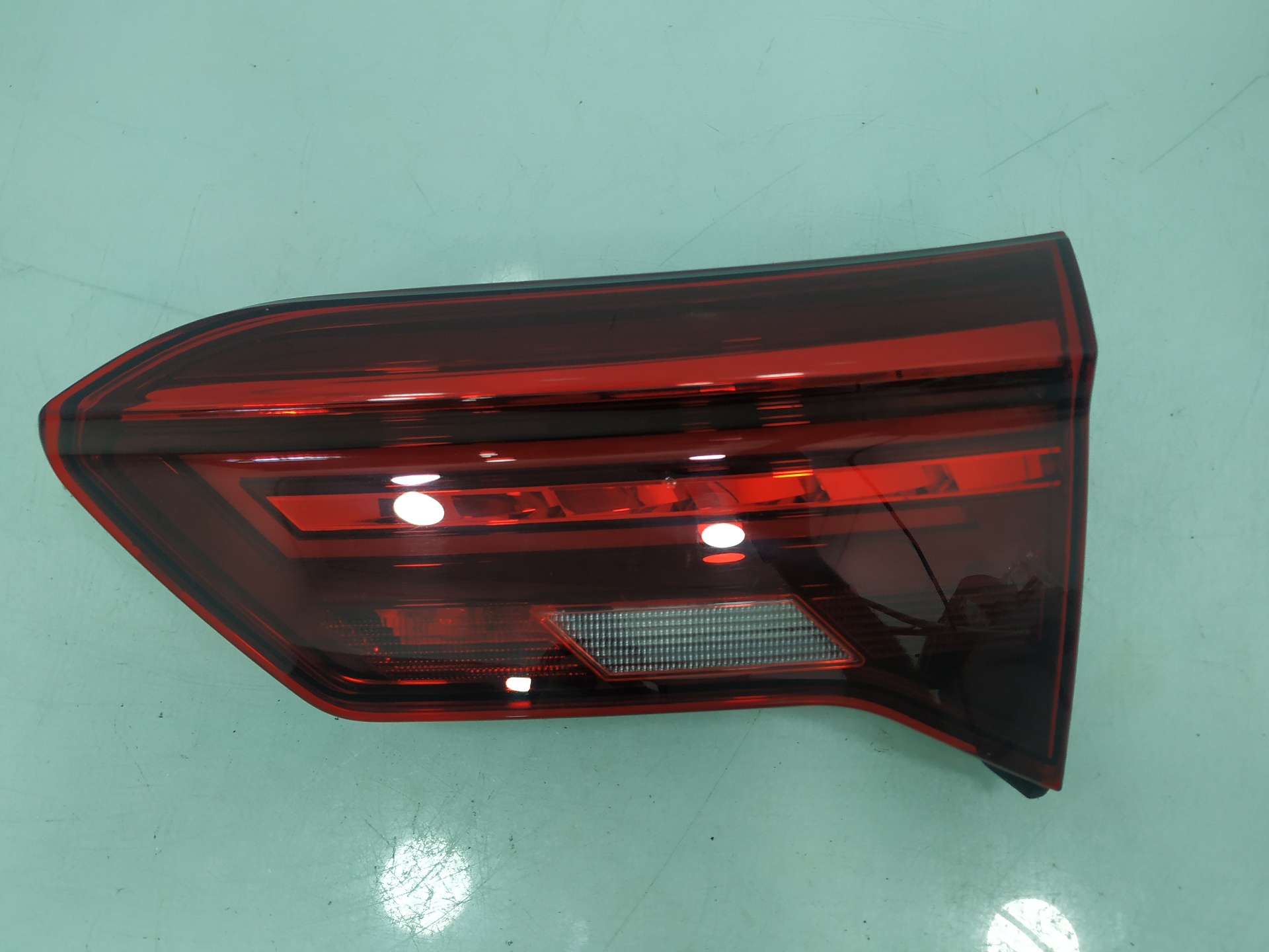 VOLKSWAGEN T-Roc 1 generation (2017-2024) Rear Right Taillight Lamp 2GA945094B 25930545