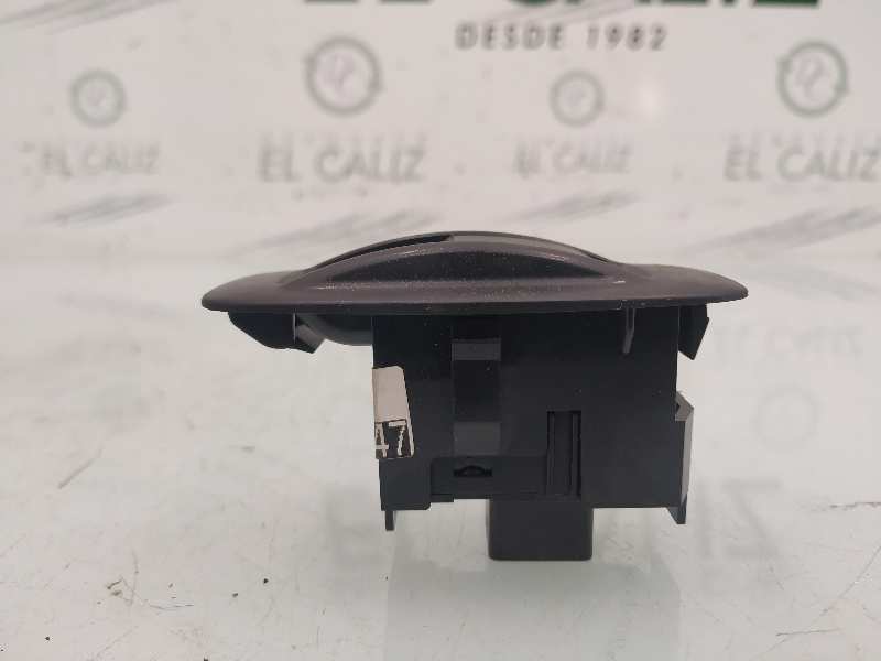 TOYOTA Corolla Verso 1 generation (2001-2009) Front Right Door Window Switch 848010F030B0 19144841