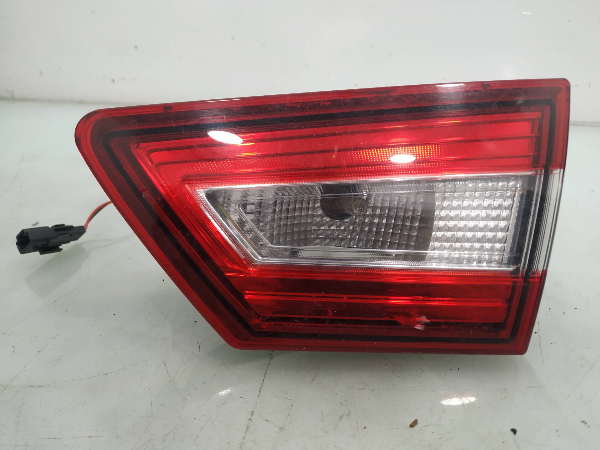 RENAULT Clio 3 generation (2005-2012) Rear Right Taillight Lamp 265505796R 19052226