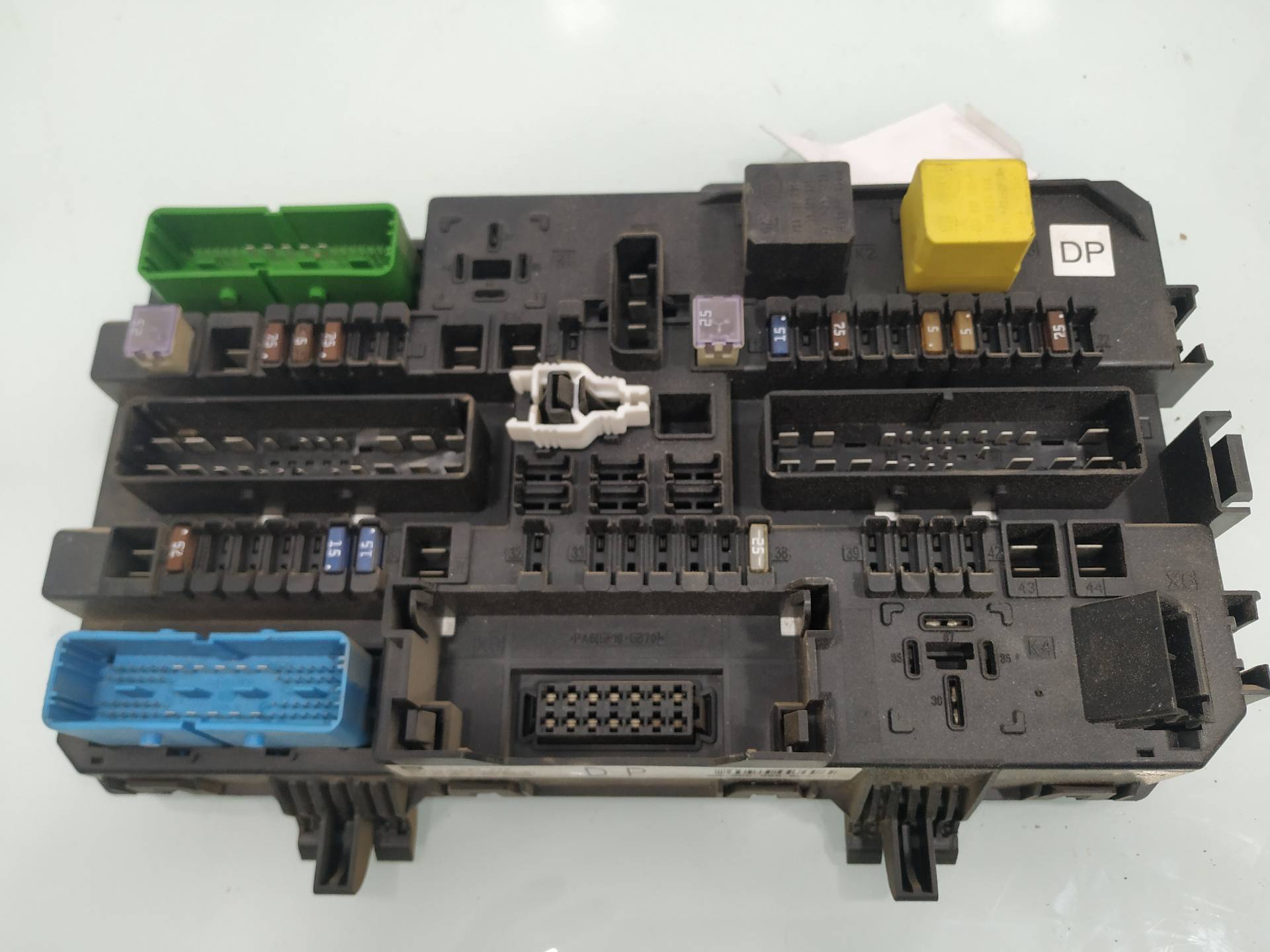 OPEL Astra J (2009-2020) Fuse Box 13181278 19069641