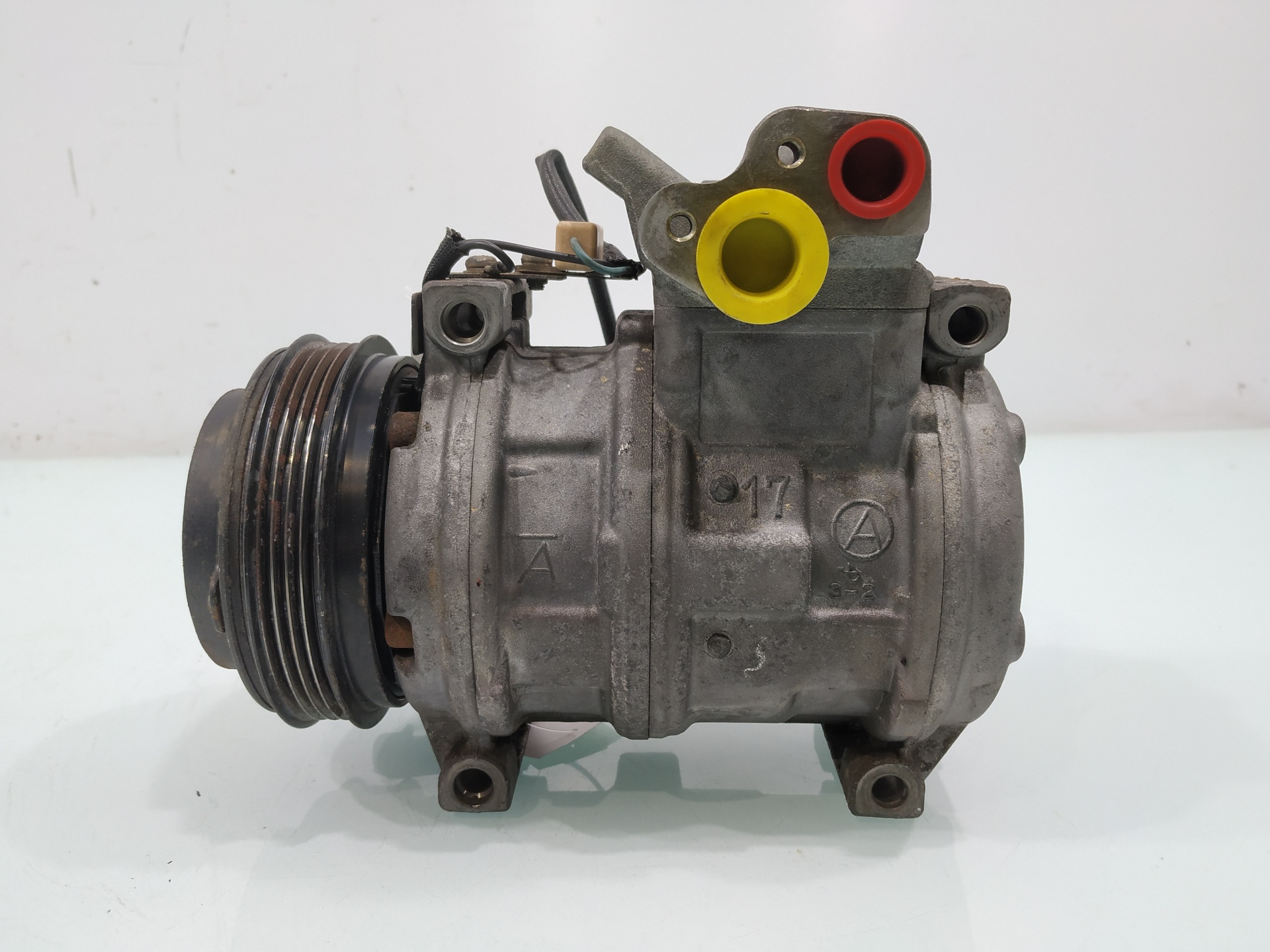 Compresor del aire acondicionado 4472207290 de Iveco Daily 1999-2006 con 369000 km