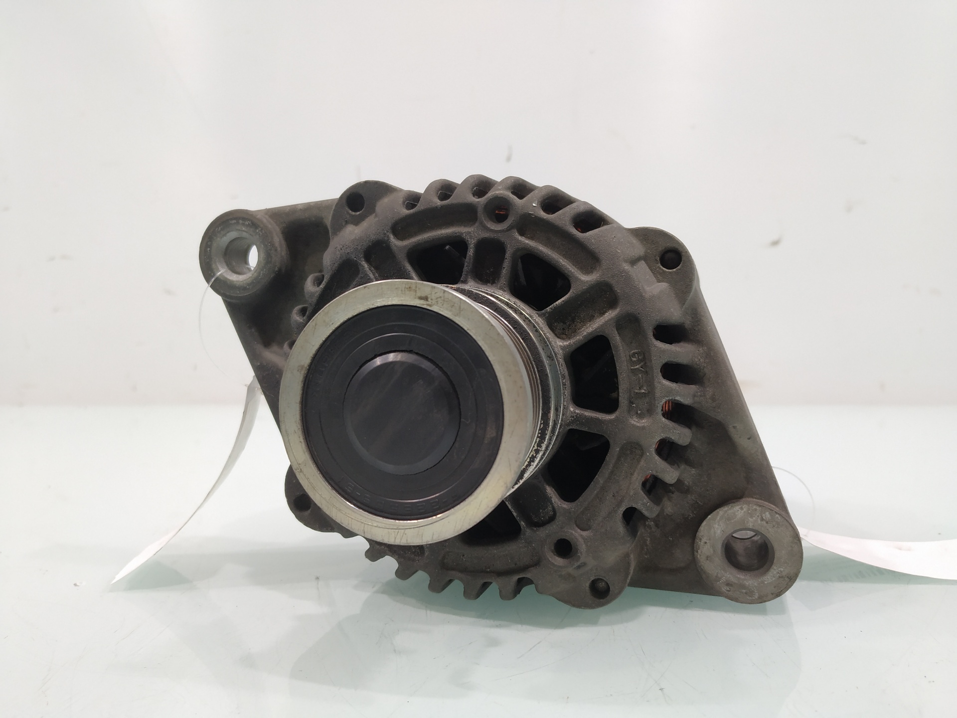 Generator A20DTH 13502583 de Opel Insignia a sports tourer (g09) 2008-2012 - pieza usada