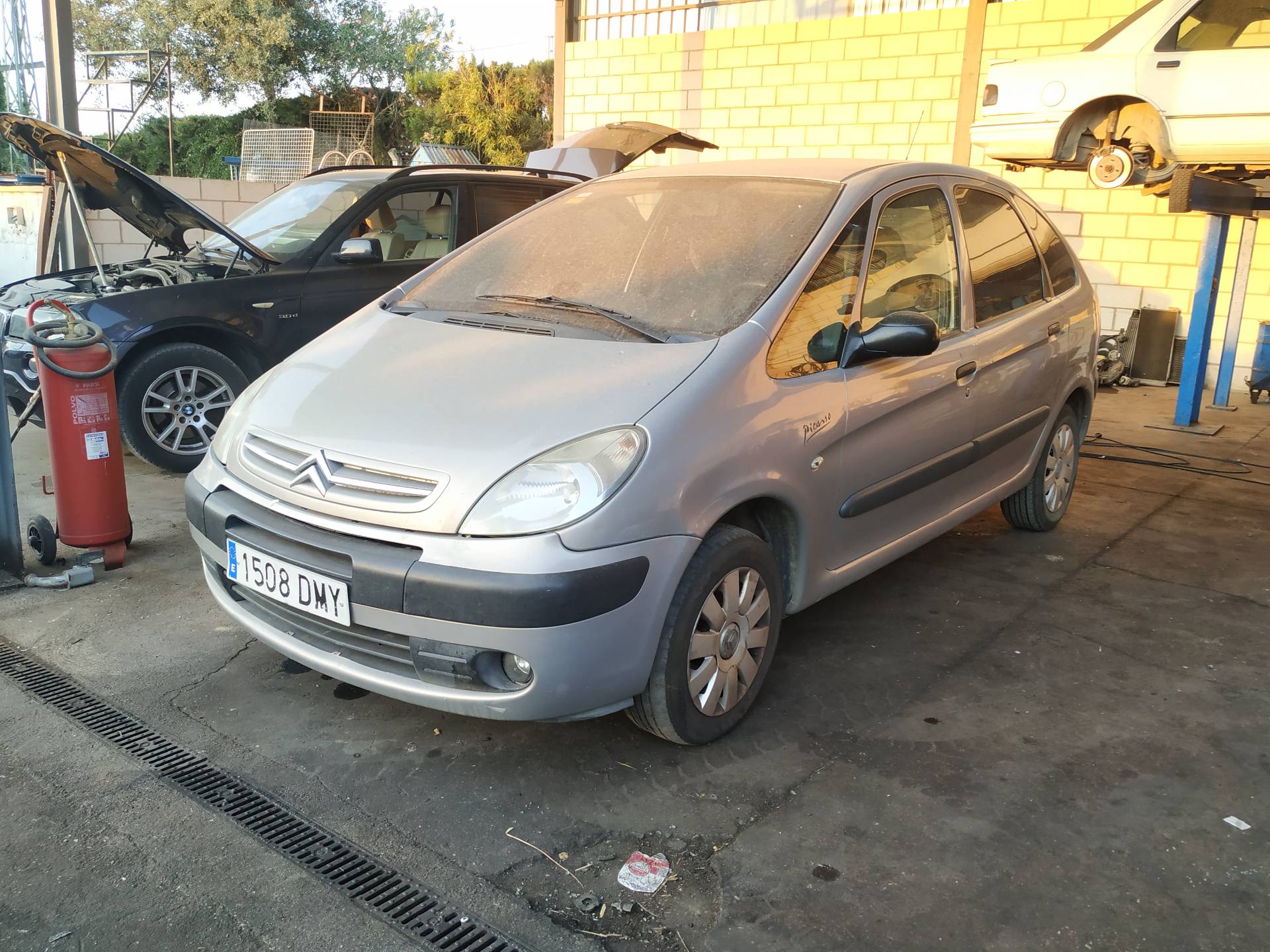 CITROËN Xsara Picasso 1 generation (1999-2010) Левая противотуманка переднего бампера 6204AA 19188445