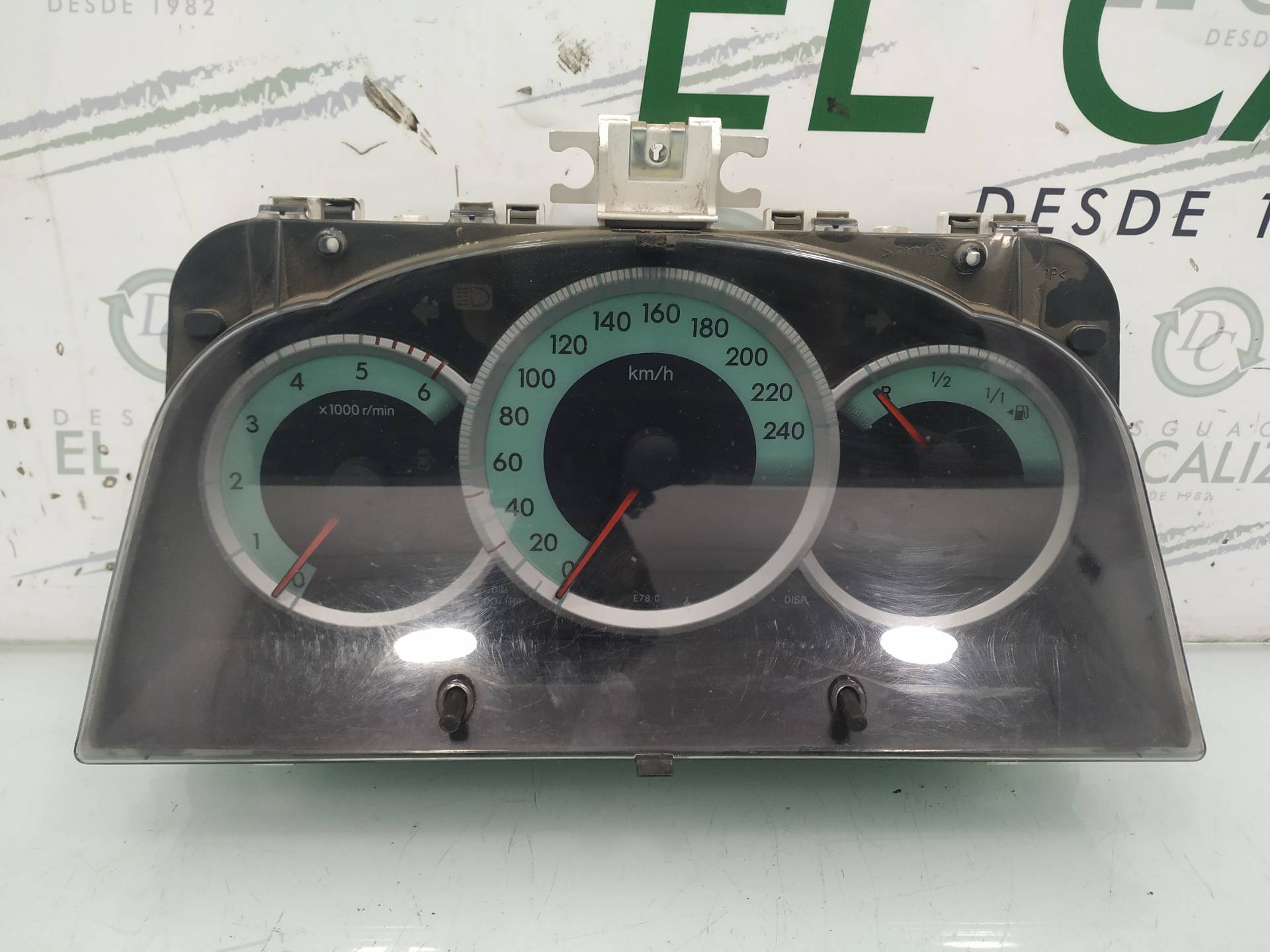 TOYOTA Corolla Verso 1 generation (2001-2009) Speedometer 838000F090 18951452