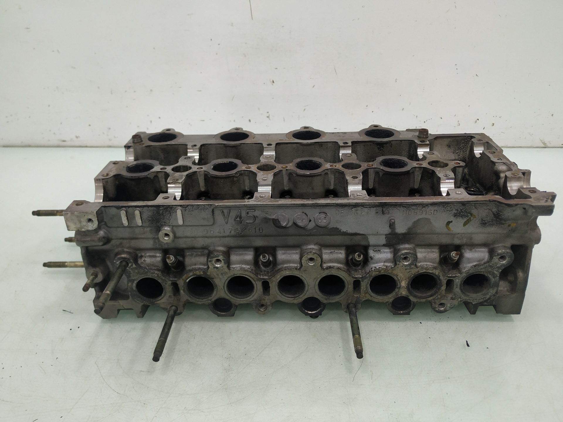 CITROËN C4 1 generation (2004-2011) Engine Cylinder Head 9641752610 24872939