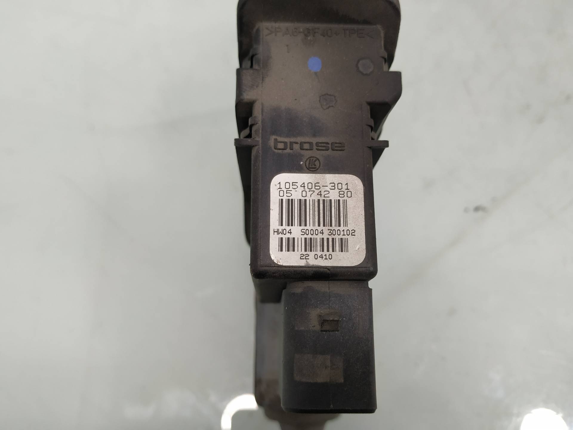 VOLKSWAGEN Bora 1 generation (1998-2005) Rear Left Door Window Control Motor 105406301 19043792