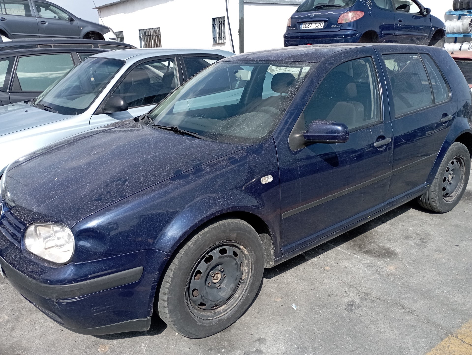 CHEVROLET Bora 1 generation (1998-2005) Cadre de poignée intérieure de porte avant gauche 3B1837113L 19149250