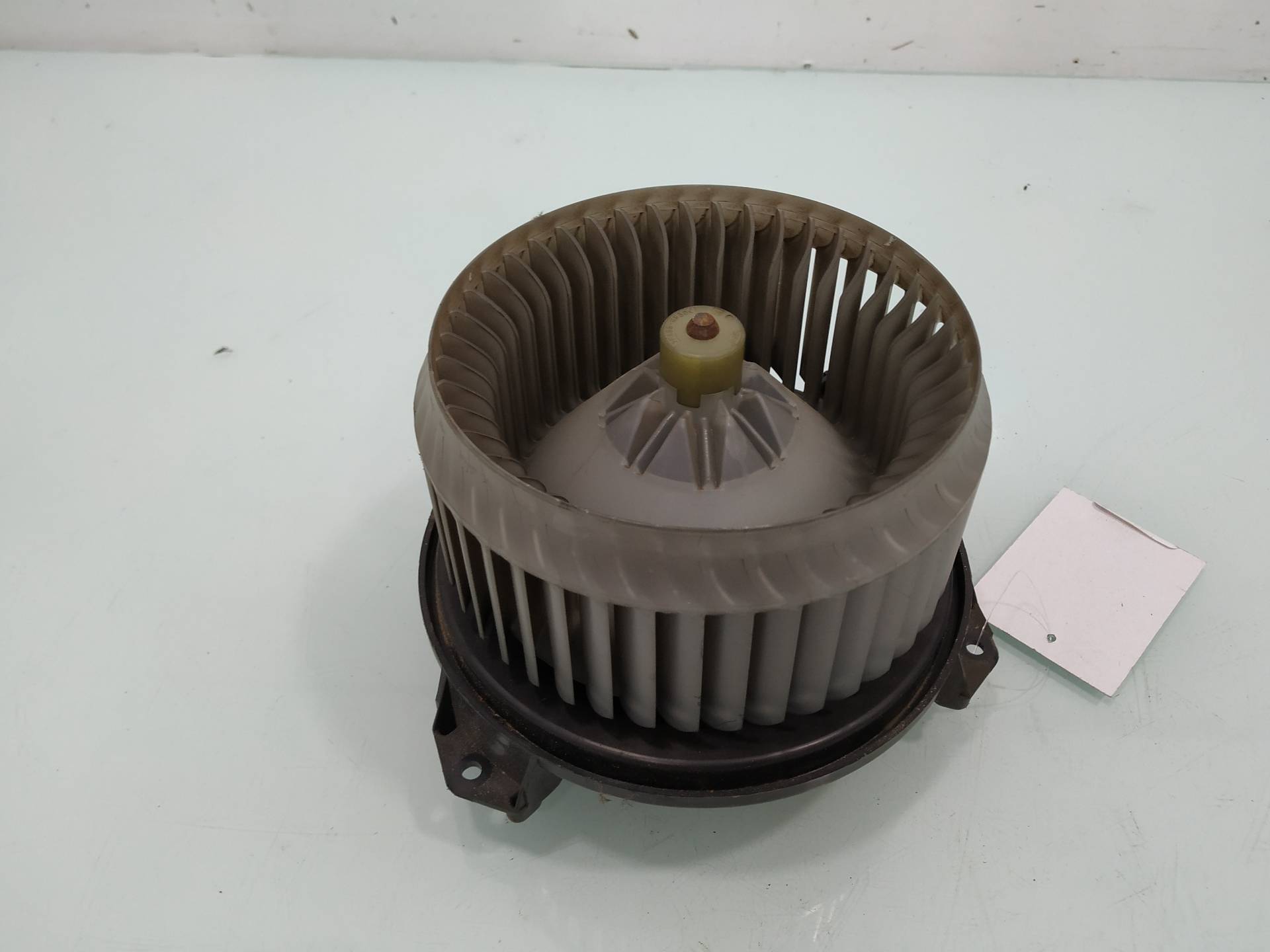 Ventilador calefacción M13A AV2727000311 de Suzuki Swift iii (mz, ez) 2005-2010 con 132261 km - pieza usada