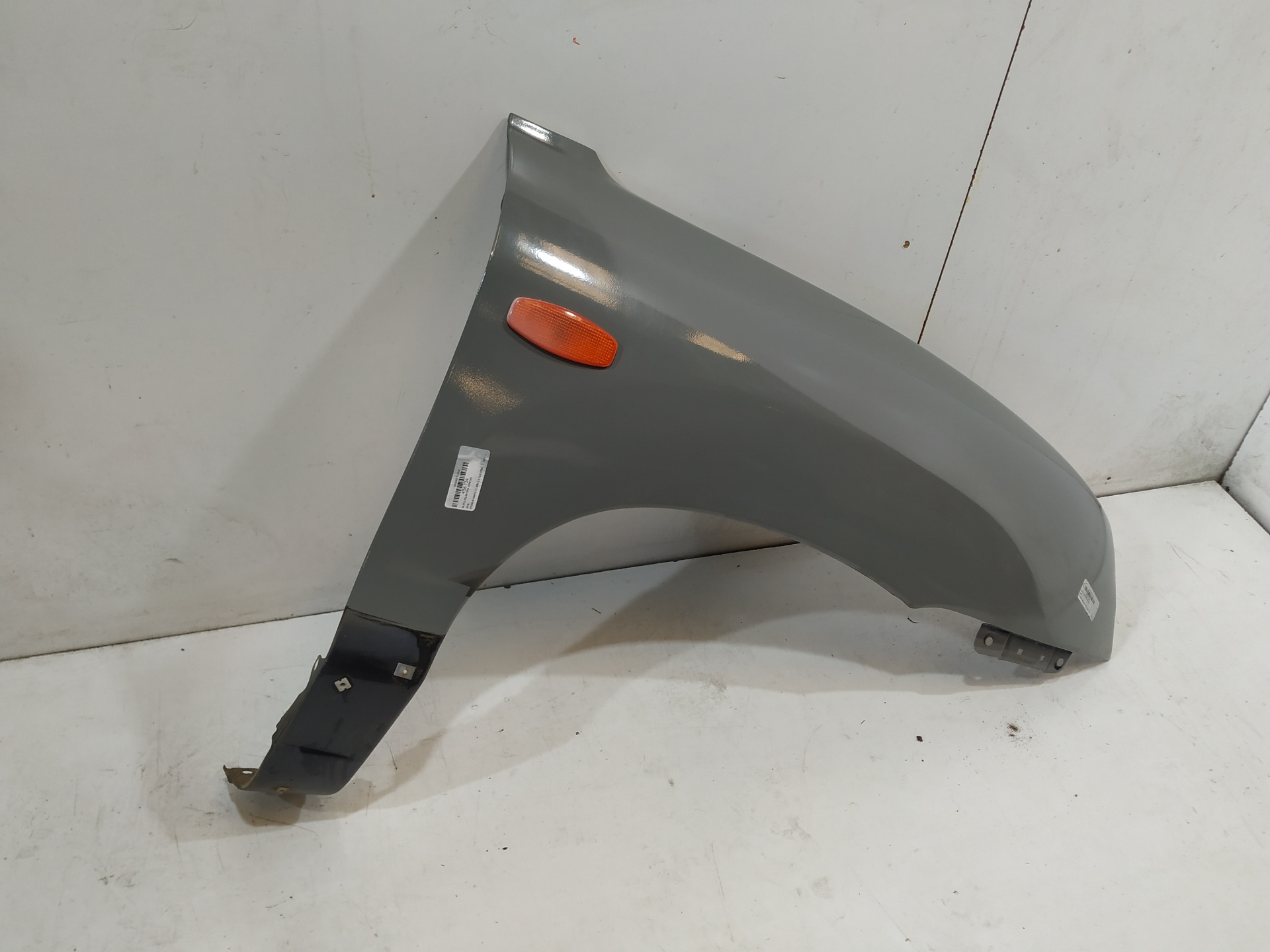 HYUNDAI Santa Fe SM (2000-2013) Front Right Fender 21406461