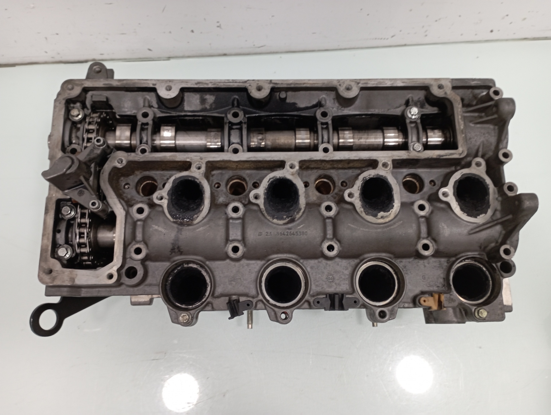 PEUGEOT 407 1 generation (2004-2010) Engine Cylinder Head 9641752610 24915182