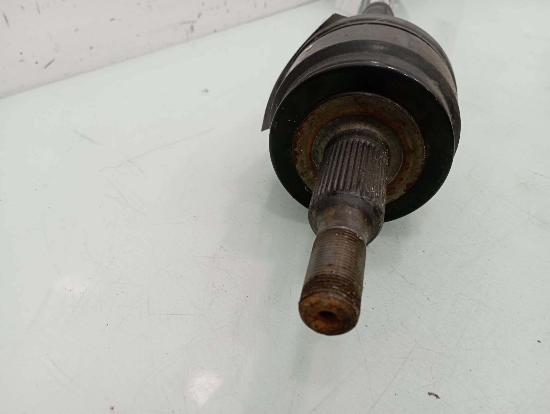 VOLKSWAGEN Touareg 1 generation (2002-2010) Arbre de transmission arrière gauche 7L6501201B 25930225