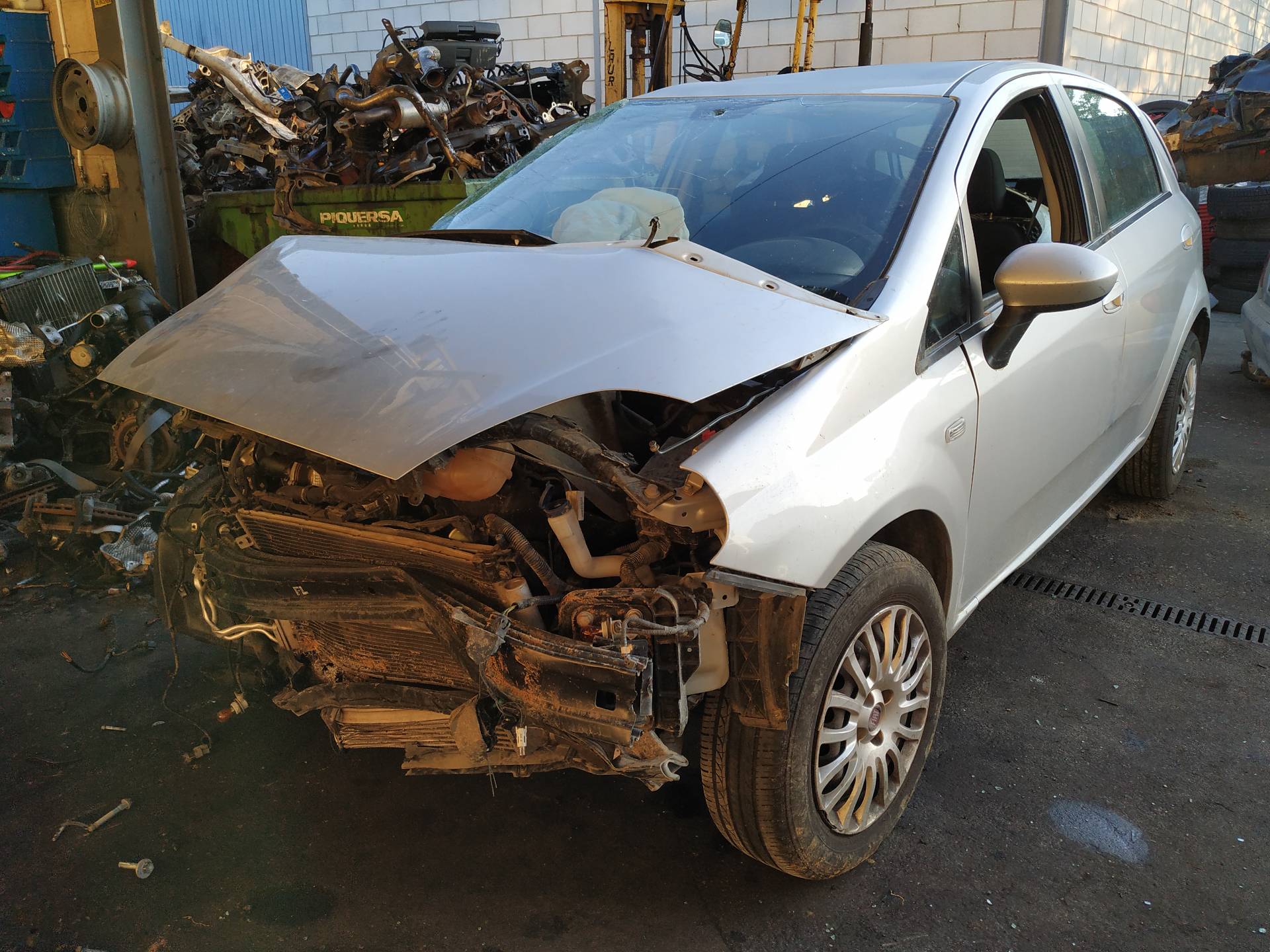 FIAT Grande Punto 1 generation (2006-2008) Супорт тормозов передний правый 860SU, D339, FN5422 18980586