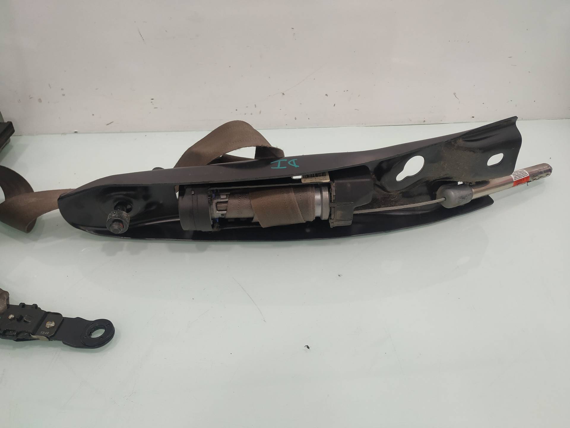 VOLVO XC90 1 generation (2002-2014) Ceinture de sécurité avant gauche 30661914 19085072