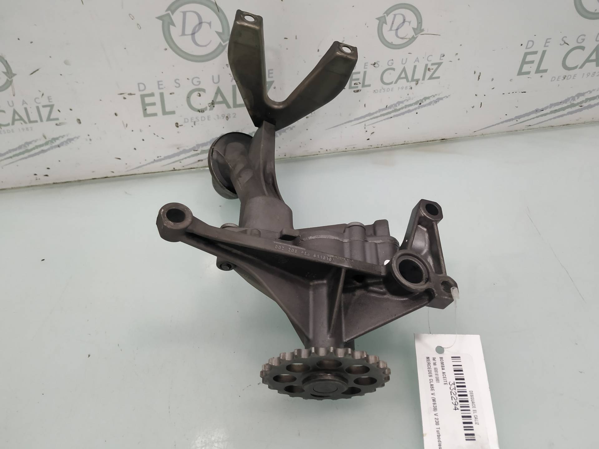 MERCEDES-BENZ V-Class W638, W639 (1996-2003) La pompe à huile 6061810801 19008141