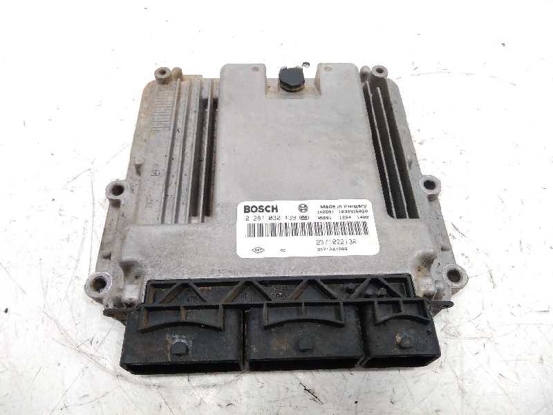 RENAULT Clio 3 generation (2005-2012) Motorkontrolenhed ECU 0281030439 18847505