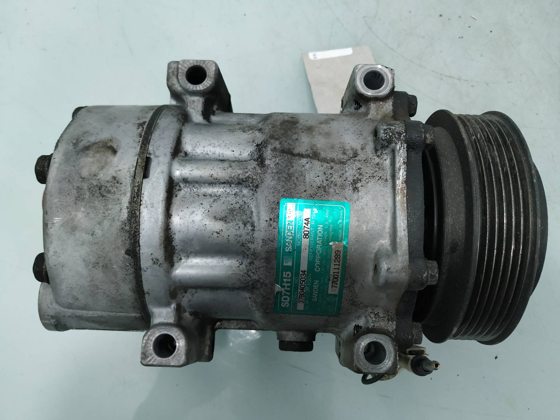 RENAULT Laguna 1 generation (1993-2001) Помпа кондиціонера 7700111289 19000351