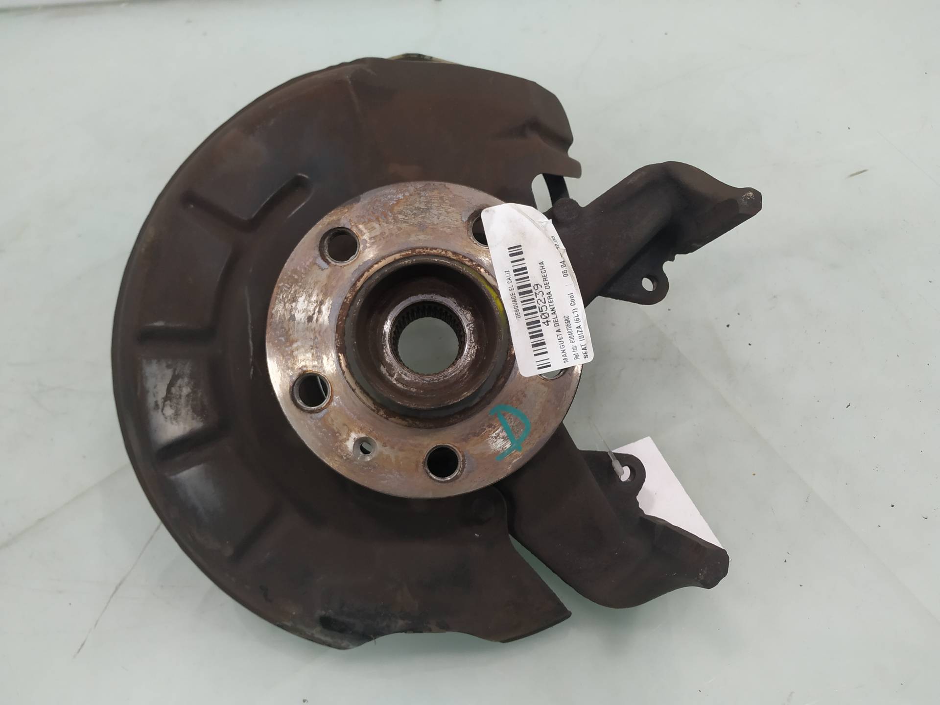 SEAT Cordoba 2 generation (1999-2009) Front Right Wheel Hub 6Q0407256AC 19064888