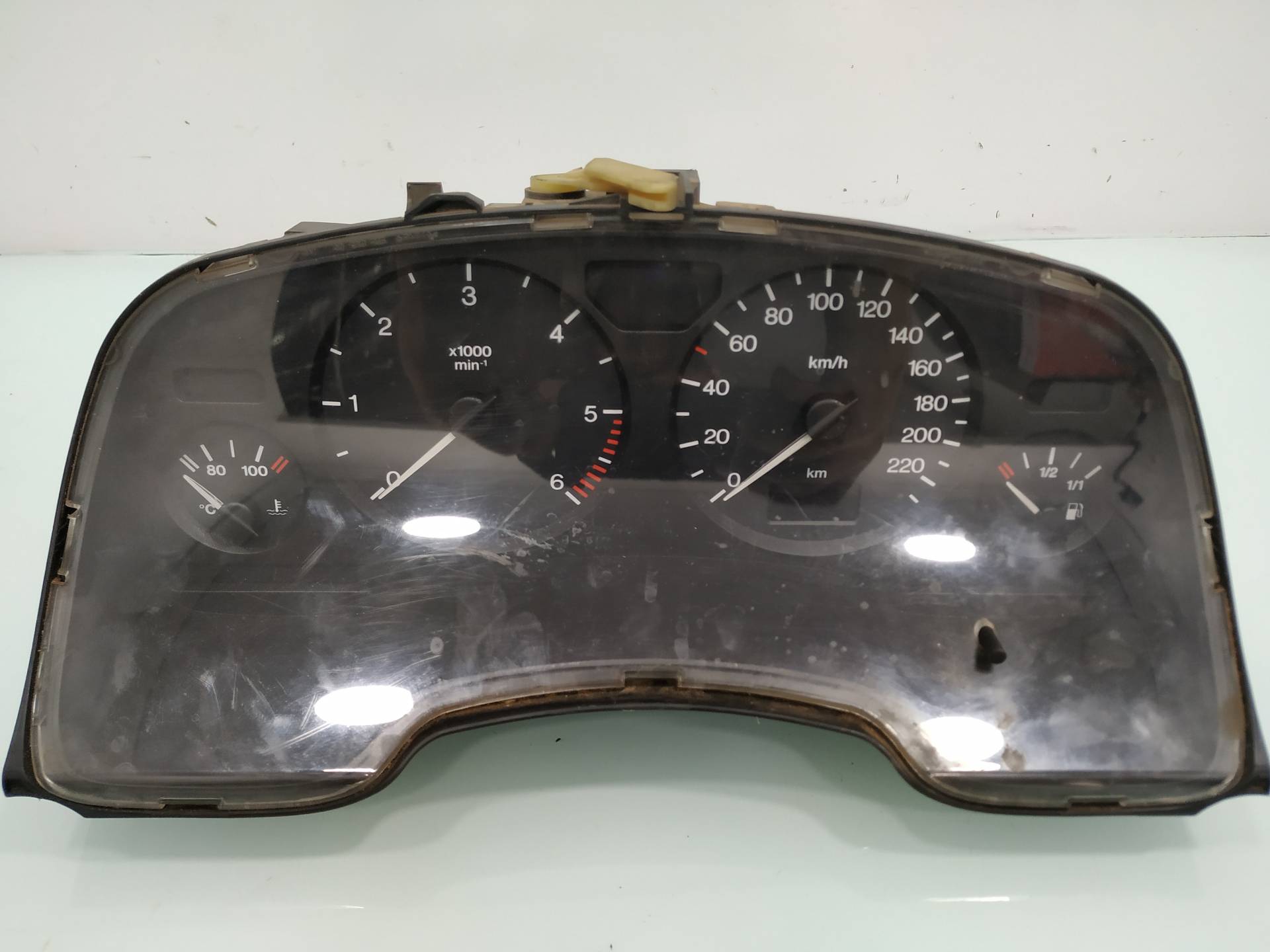 OPEL Corsa B (1993-2000) Speedometer 09228757 19073172