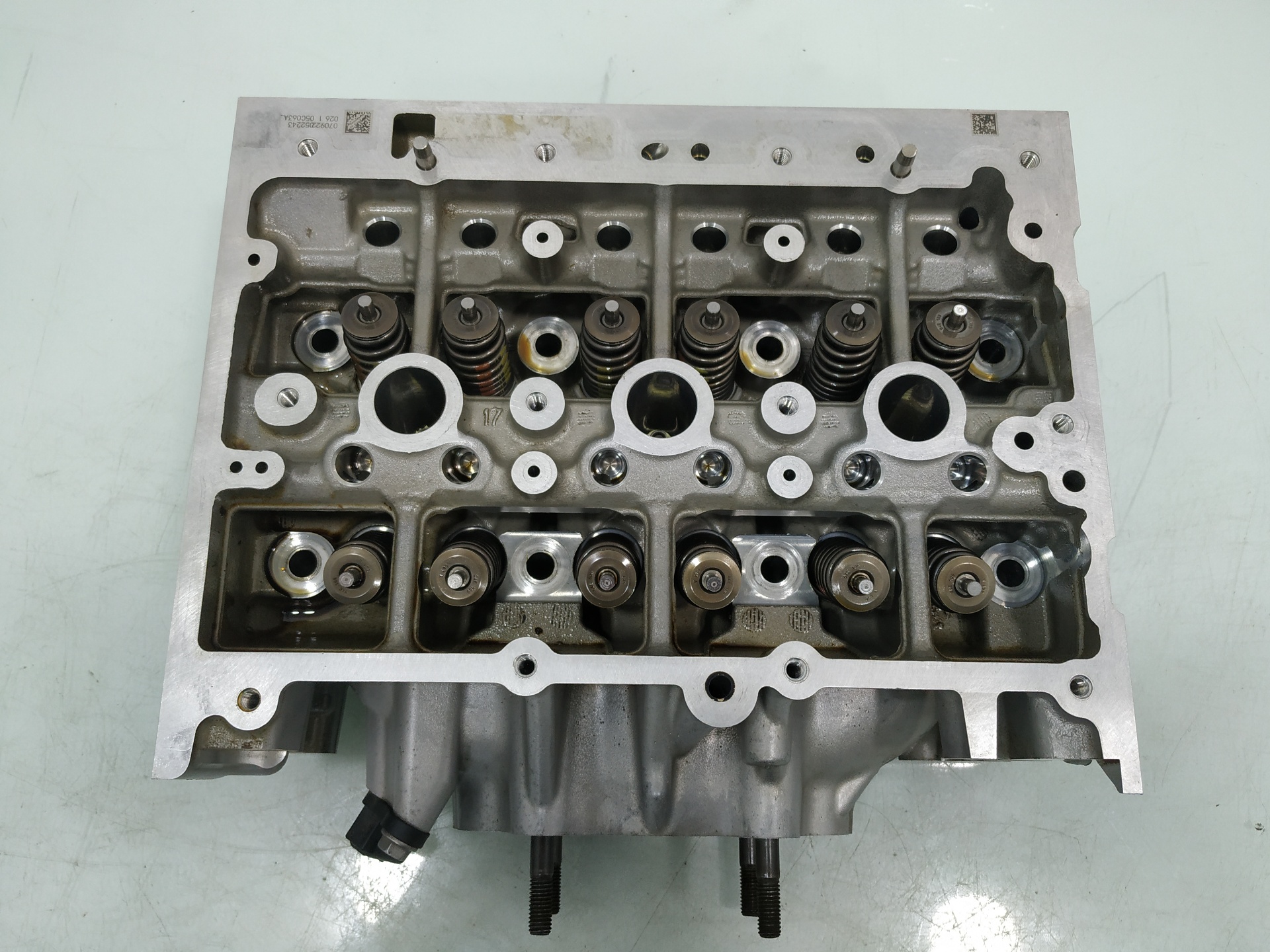 VOLKSWAGEN T-Roc 1 generation (2017-2024) Engine Cylinder Head 05C103404C 25929751