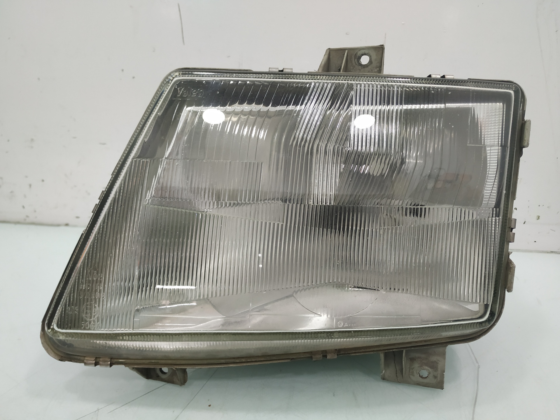 RENAULT Vito W638 (1996-2003) Front Left Headlight 6388200061 24918977